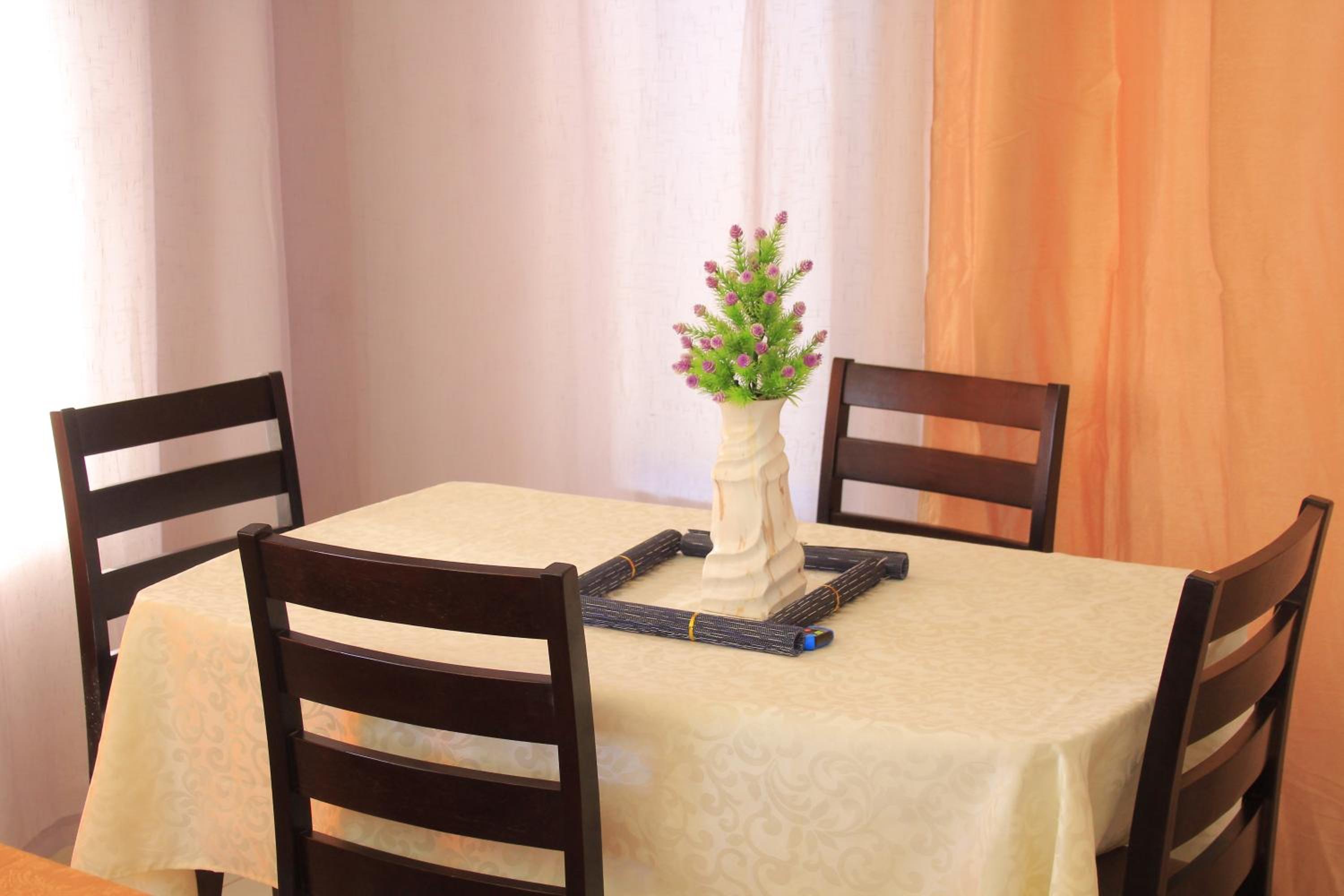 Lormasol Mews Guesthouse
