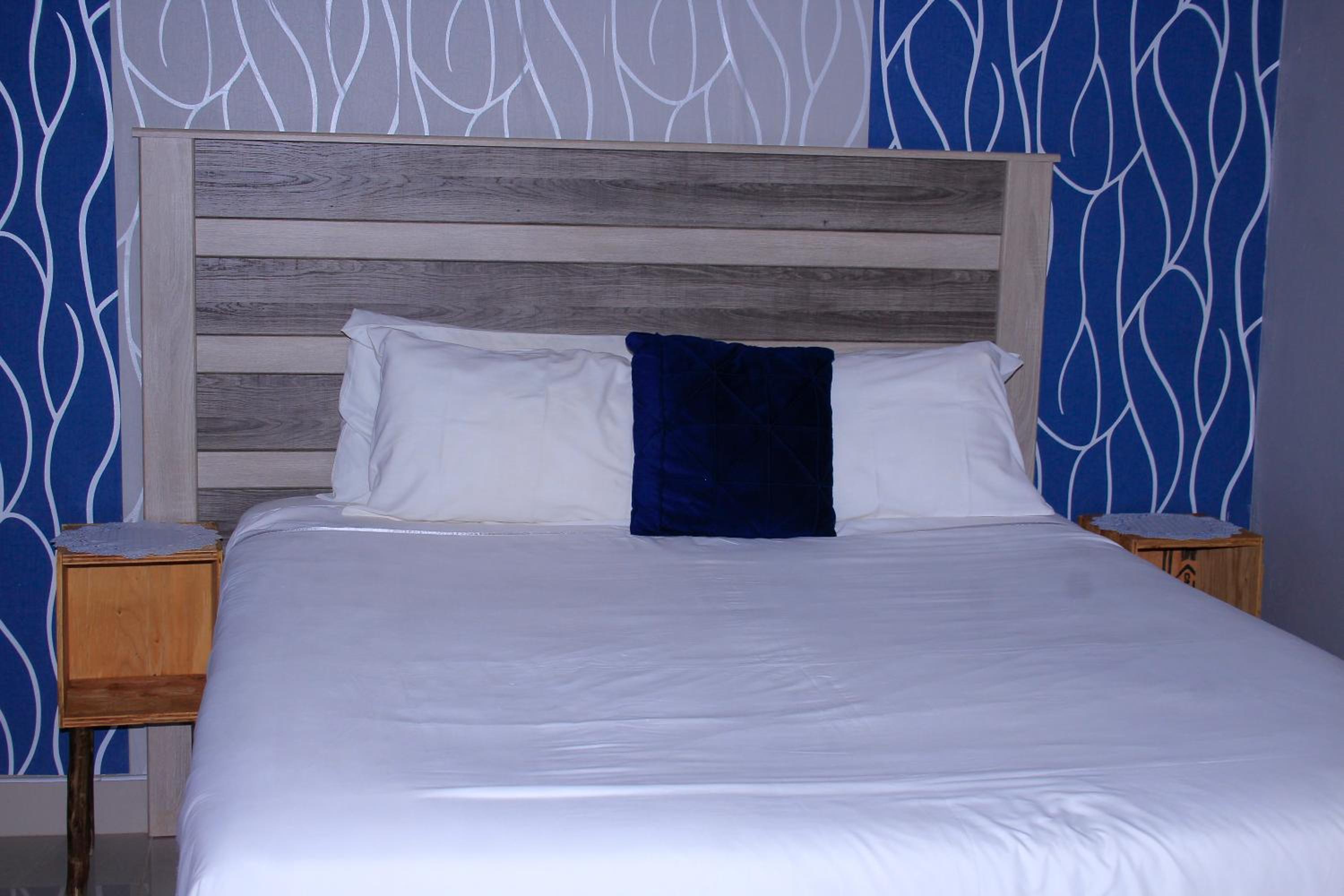 Lormasol Mews Guesthouse