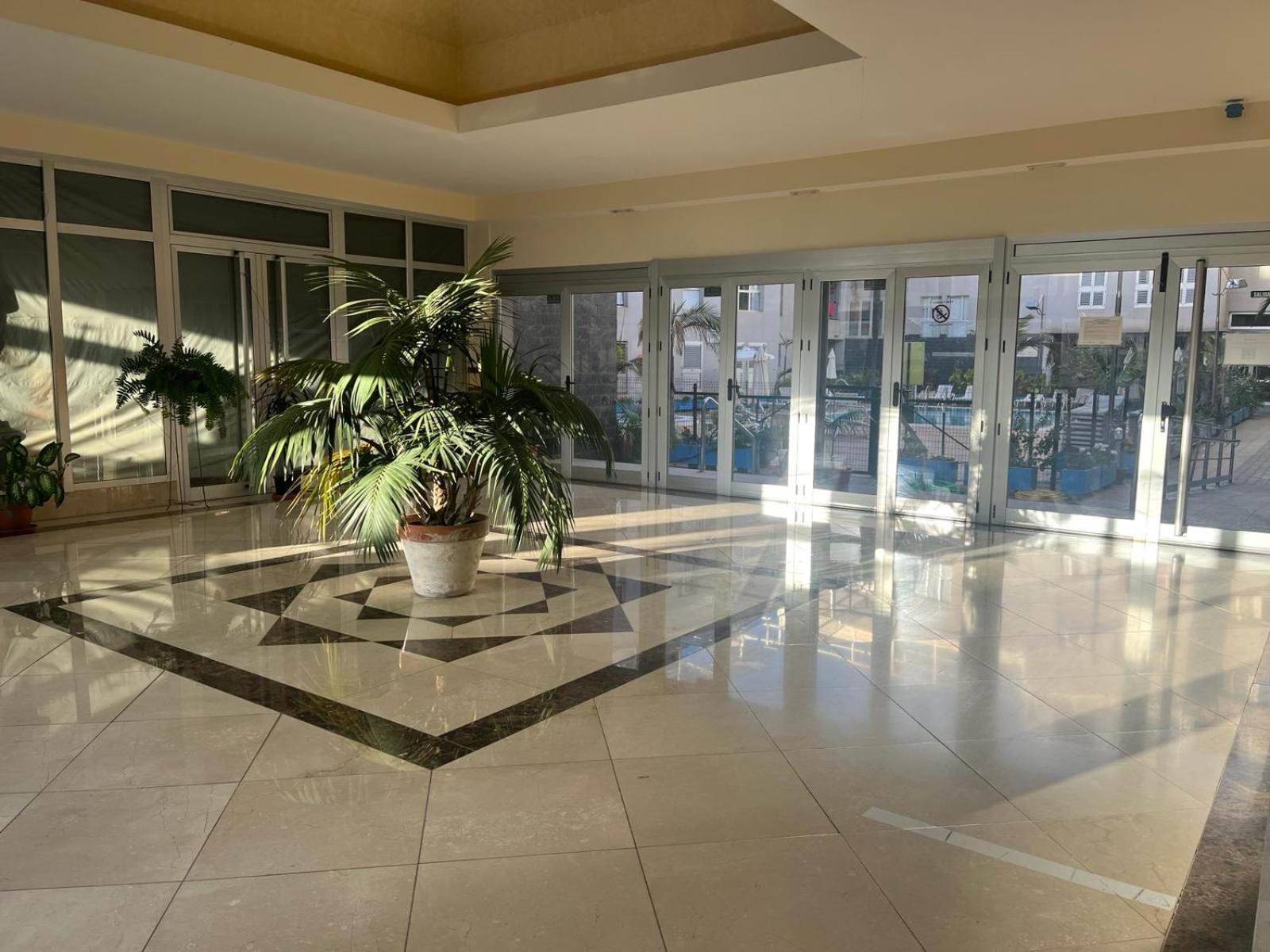 Acogedor apartamento con piscina yedae