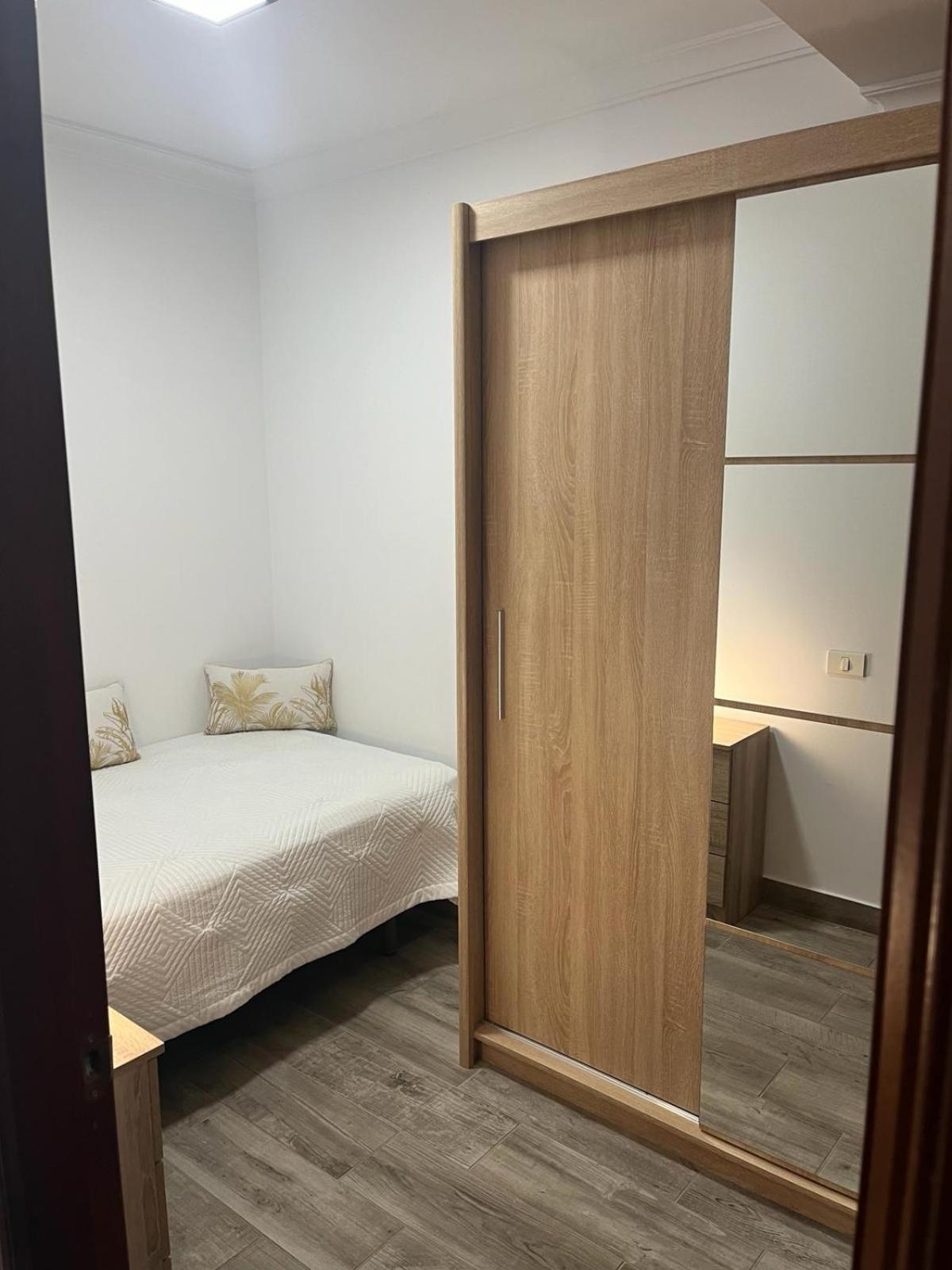 Acogedor apartamento con piscina yedae