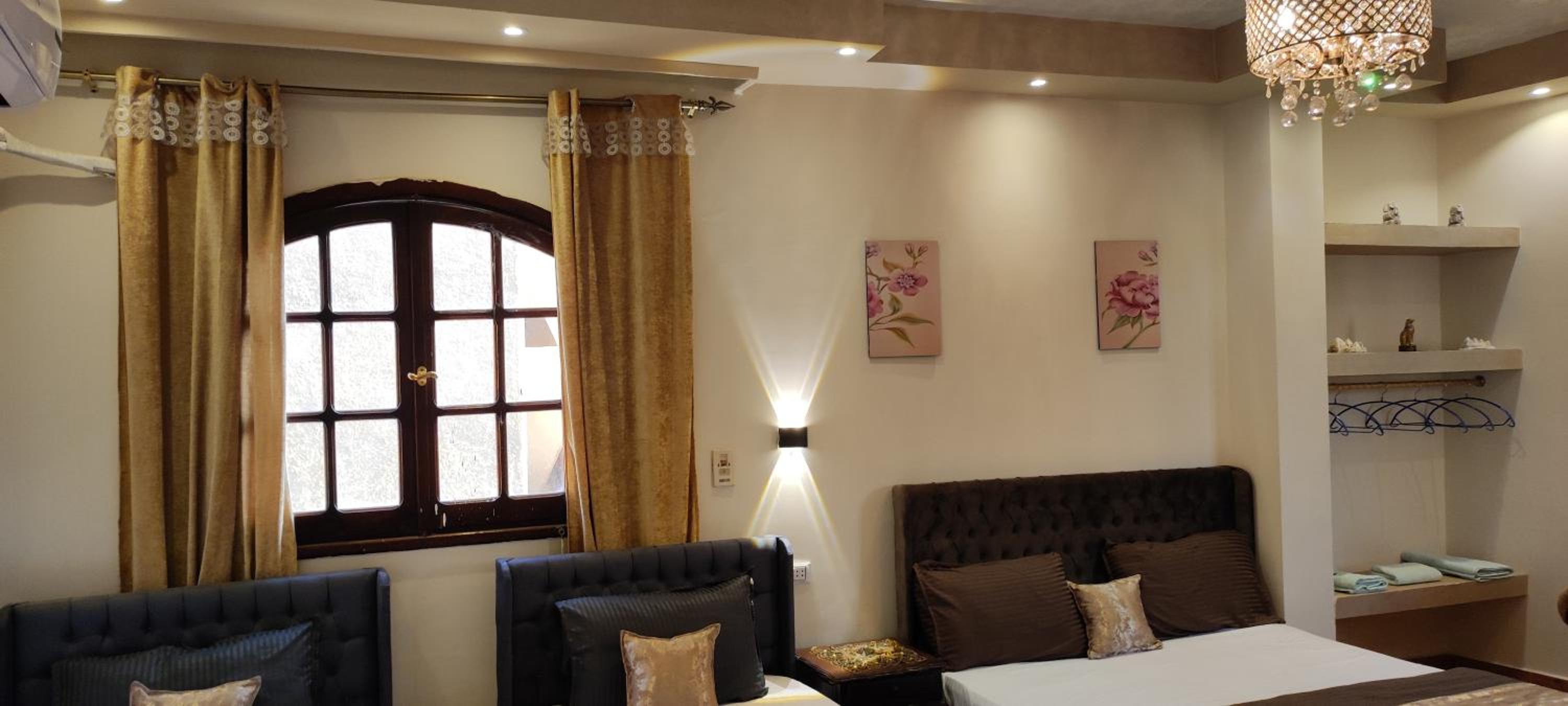 Pyramids kingdom - guest house
