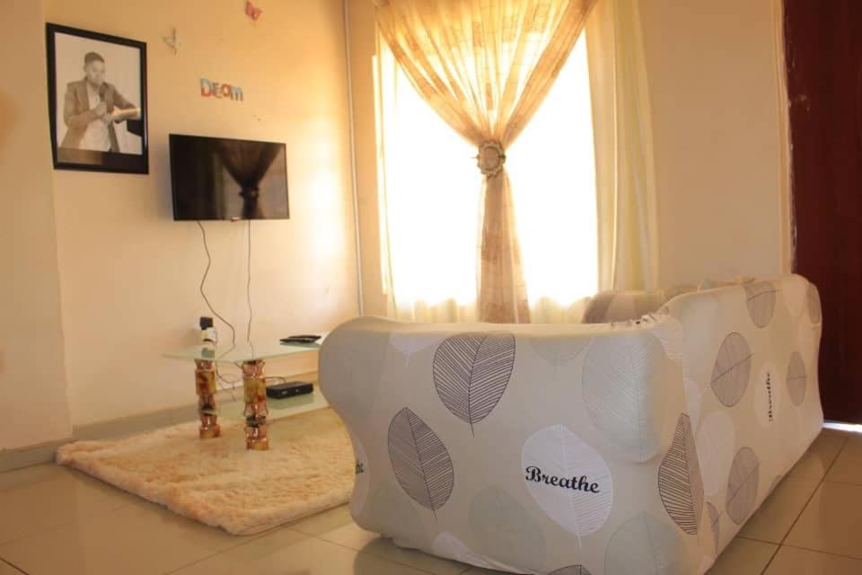 Lormasol Mews Guesthouse