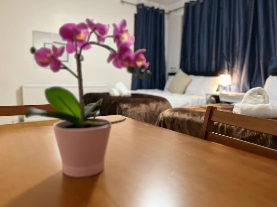 Gatesden Guest House