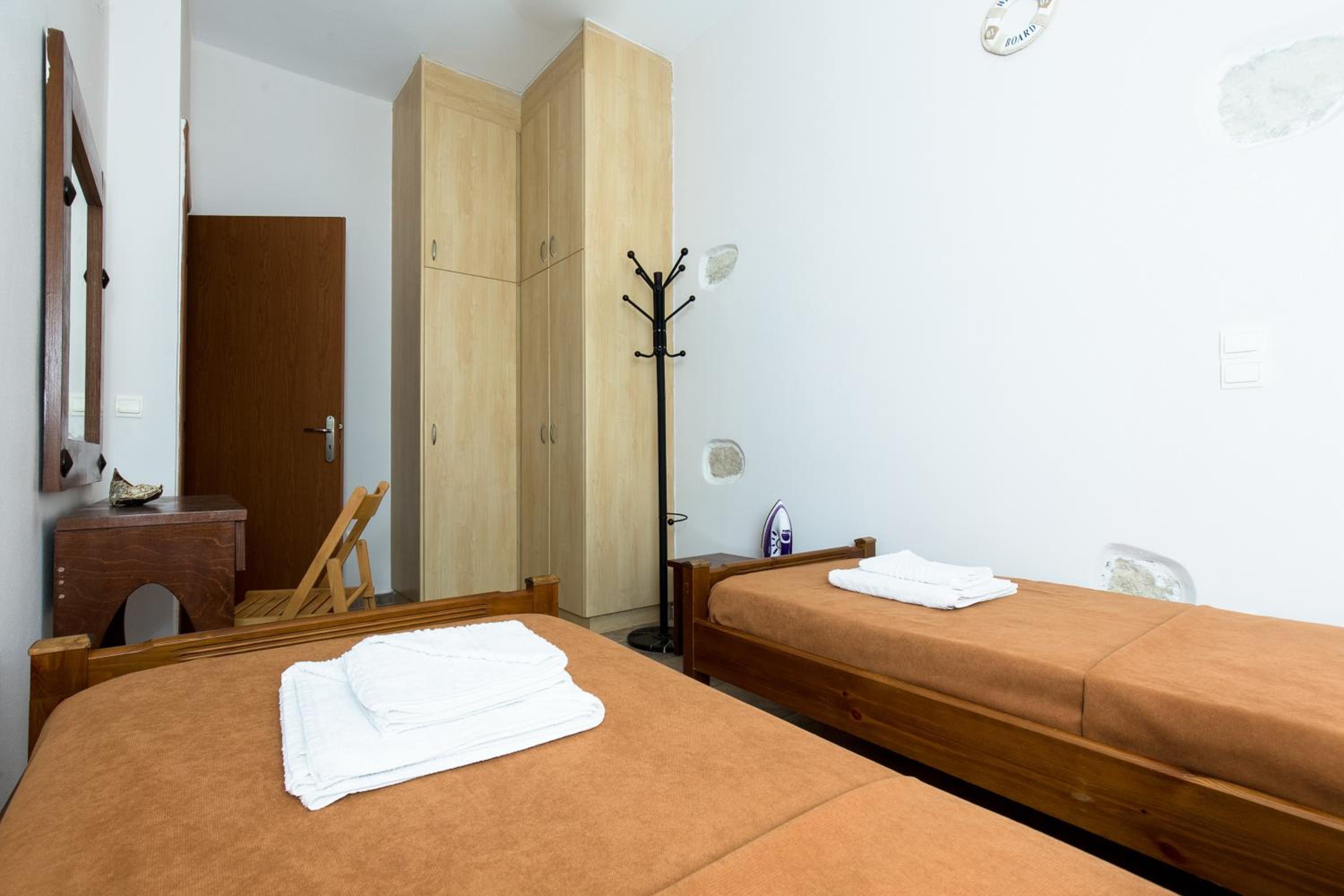 Zouri Apartments