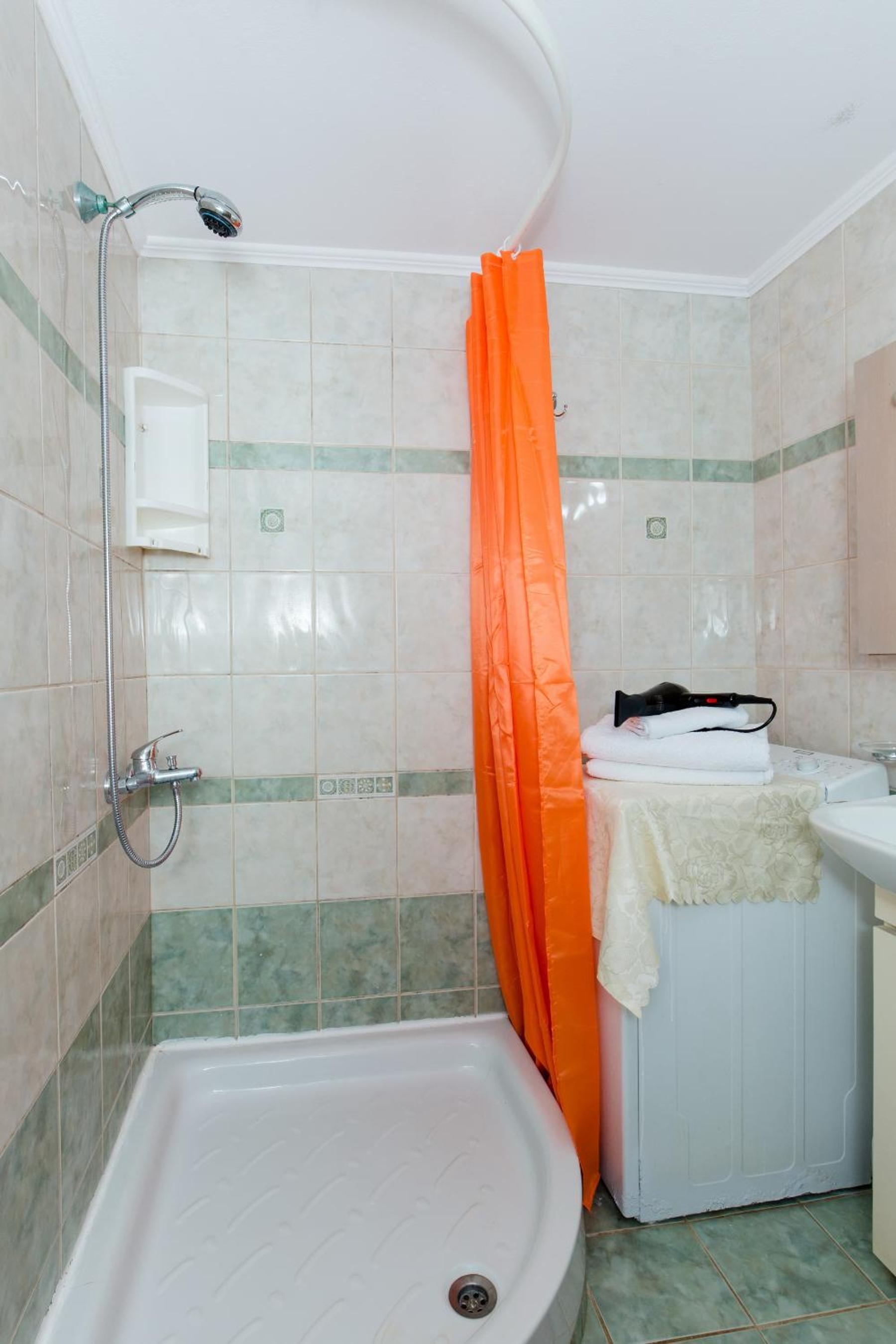 Zouri Apartments