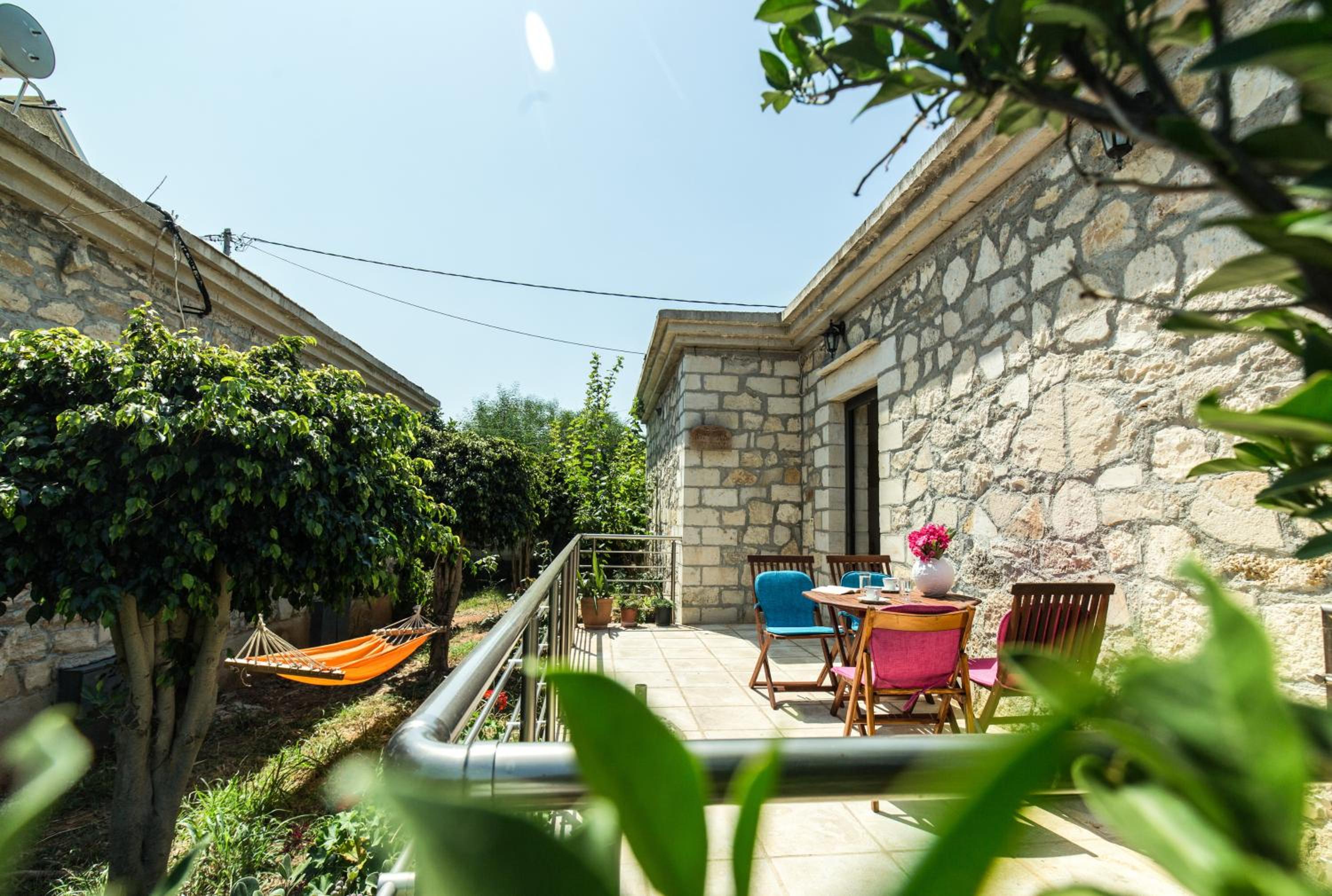 Zouri Apartments