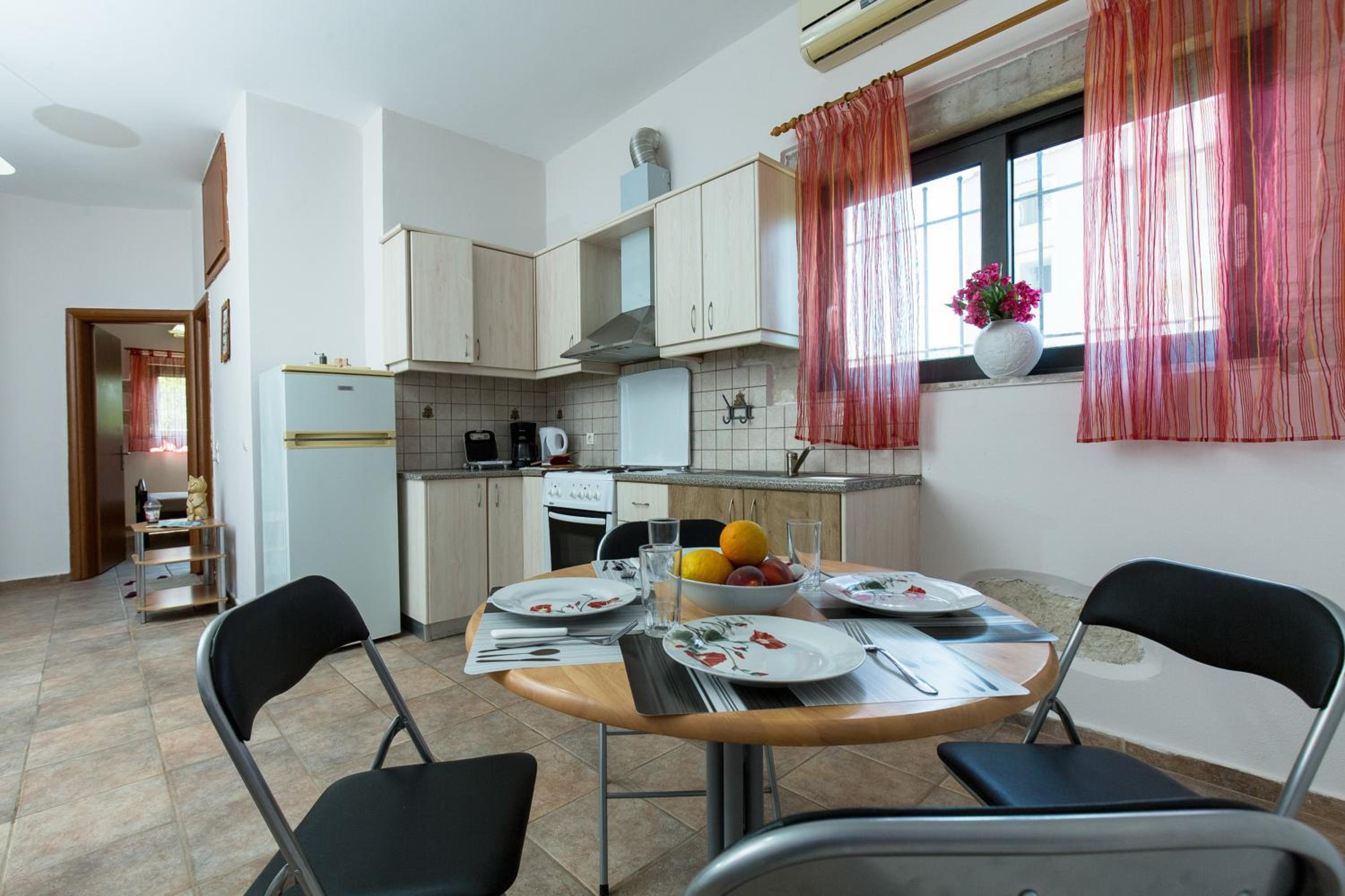 Zouri Apartments
