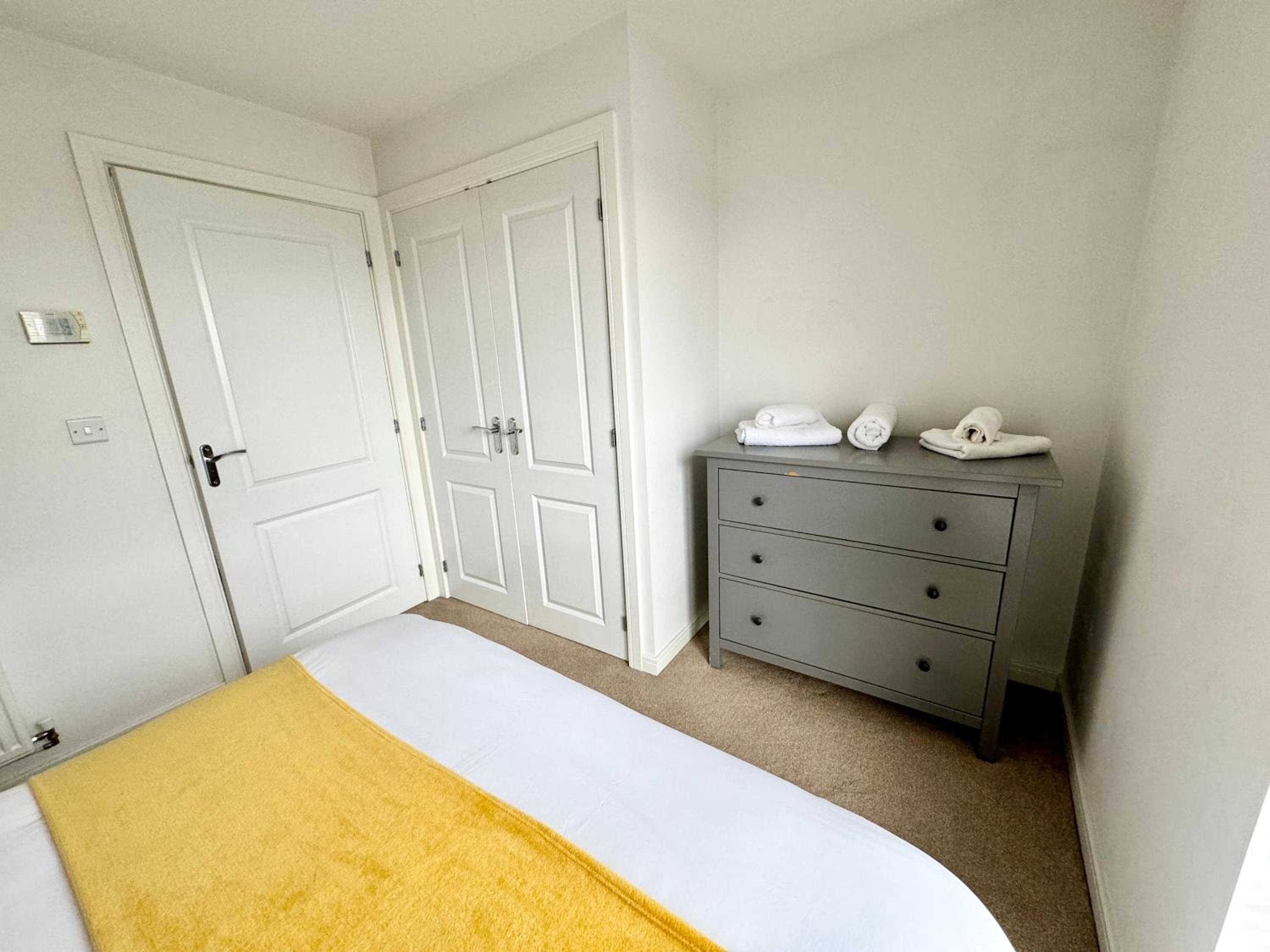 Modern 2-Bedroom Apartment