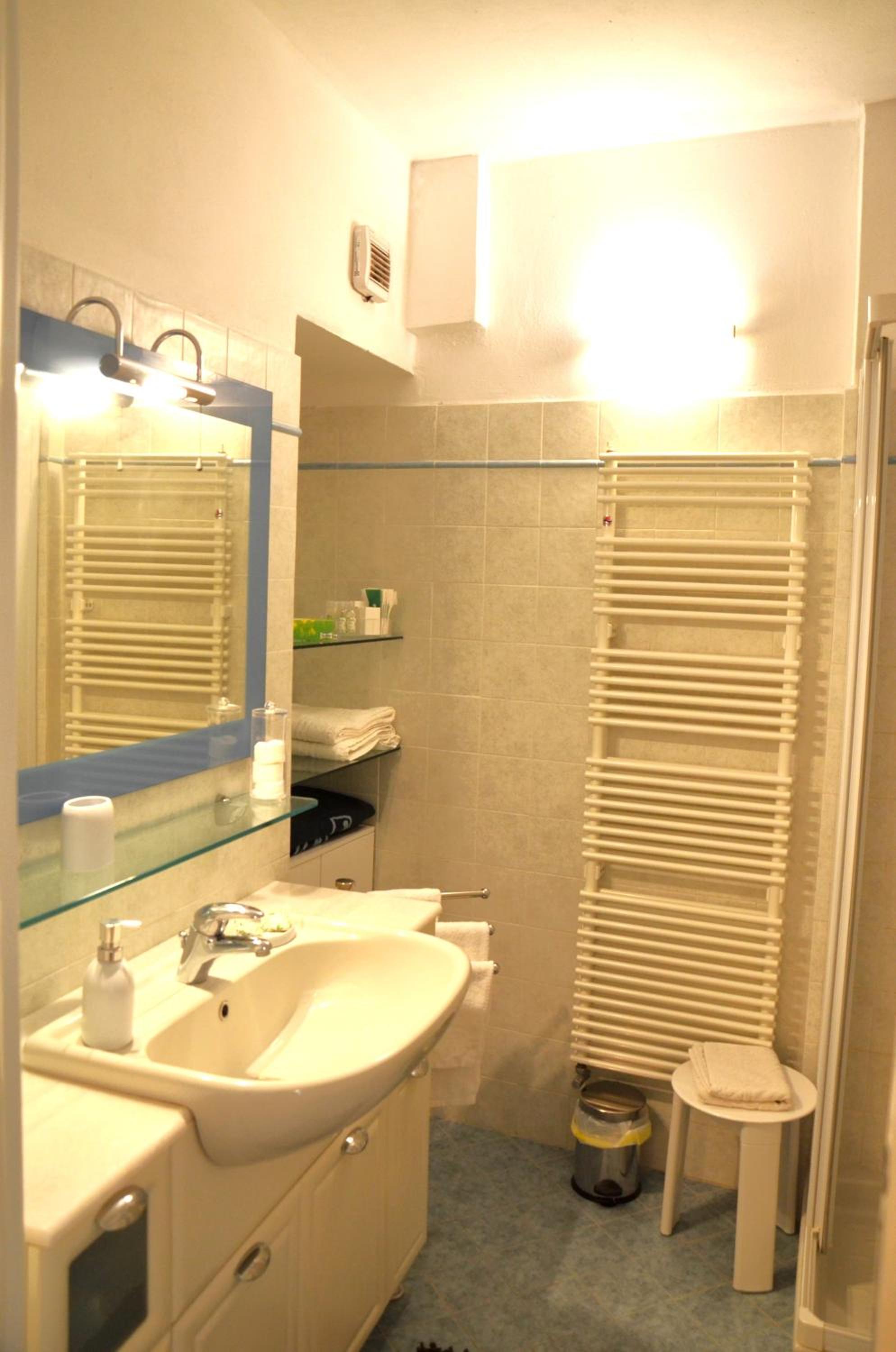 Pae veciu camera privata con bagno photo 5
