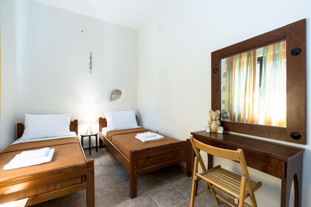 Zouri Apartments