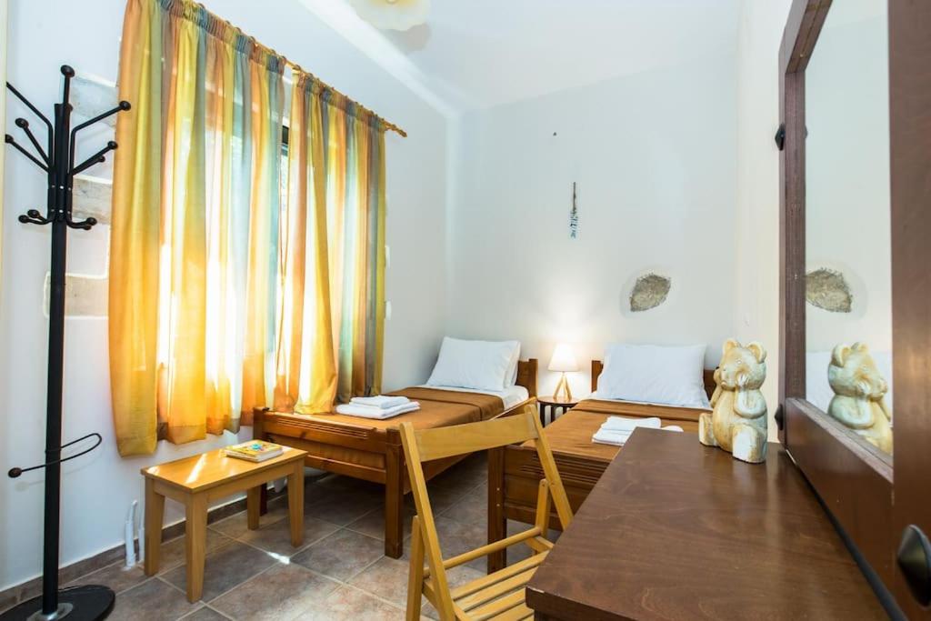 Zouri Apartments
