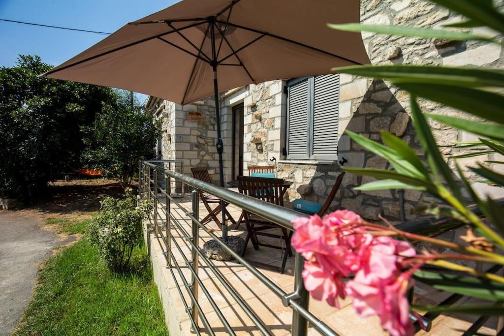 Zouri Apartments