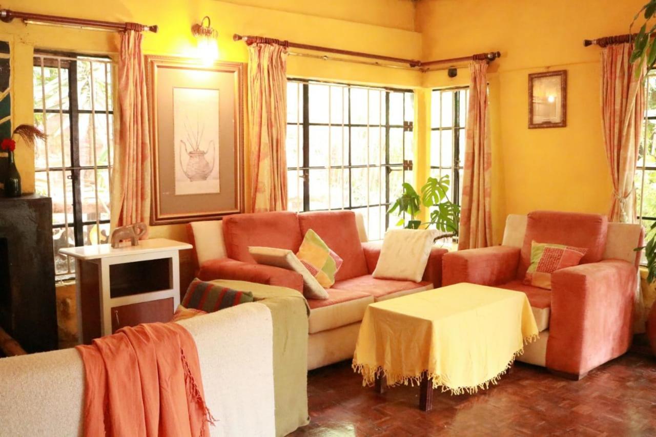 Acacia shade cottage