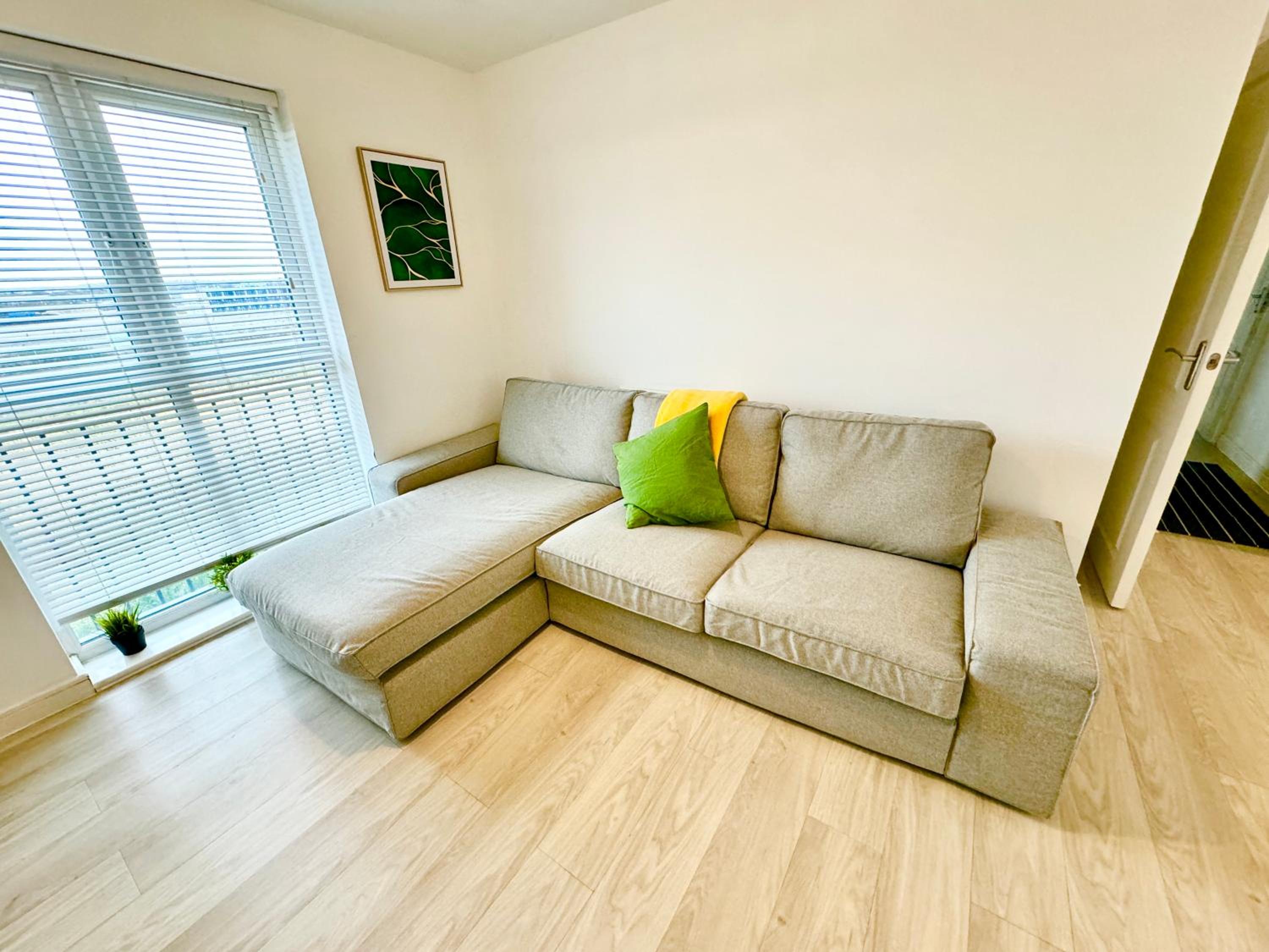 Modern 2-Bedroom Apartment