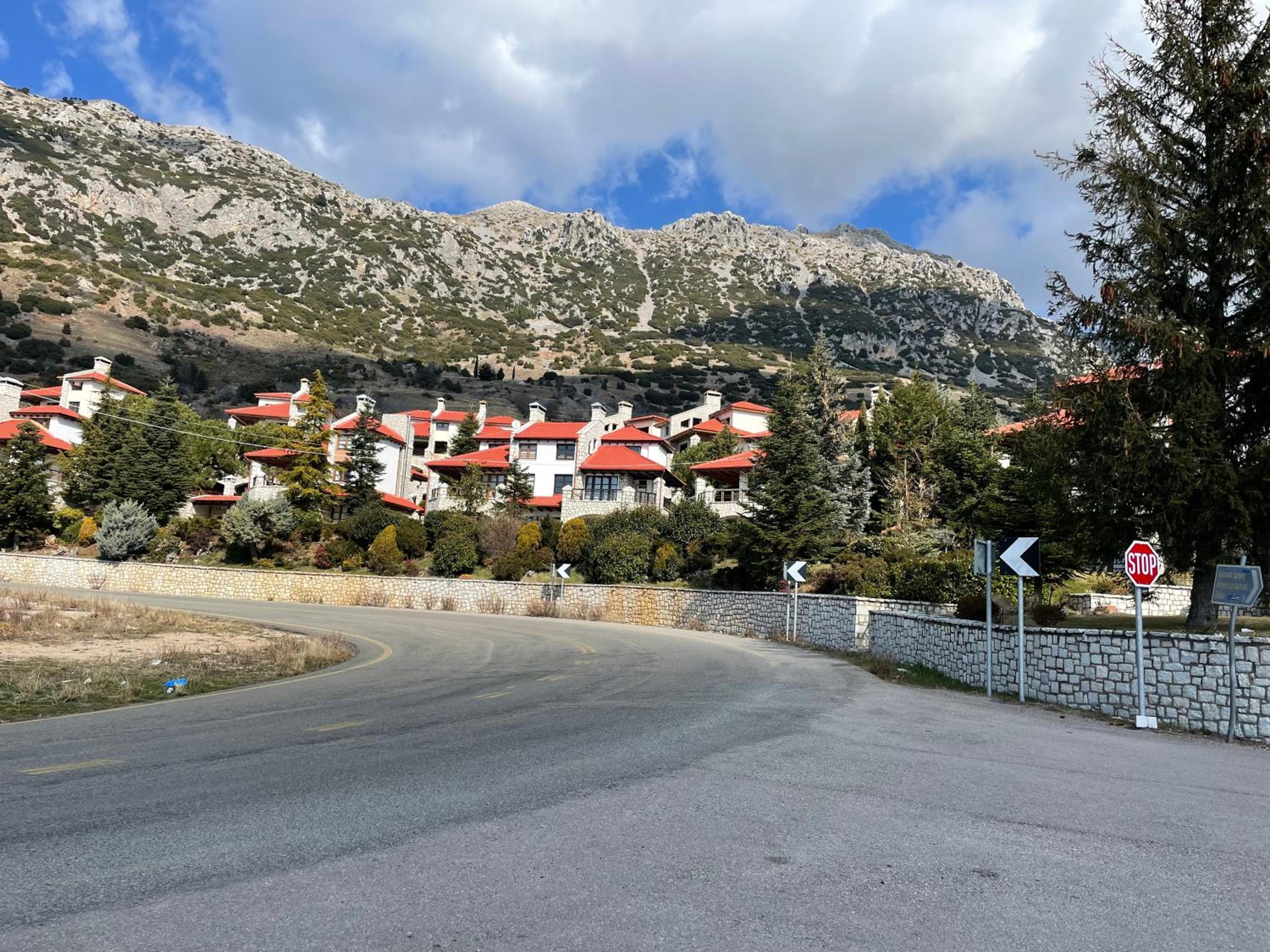 Delphi Gorge-view Chalet, Arachova view 2
