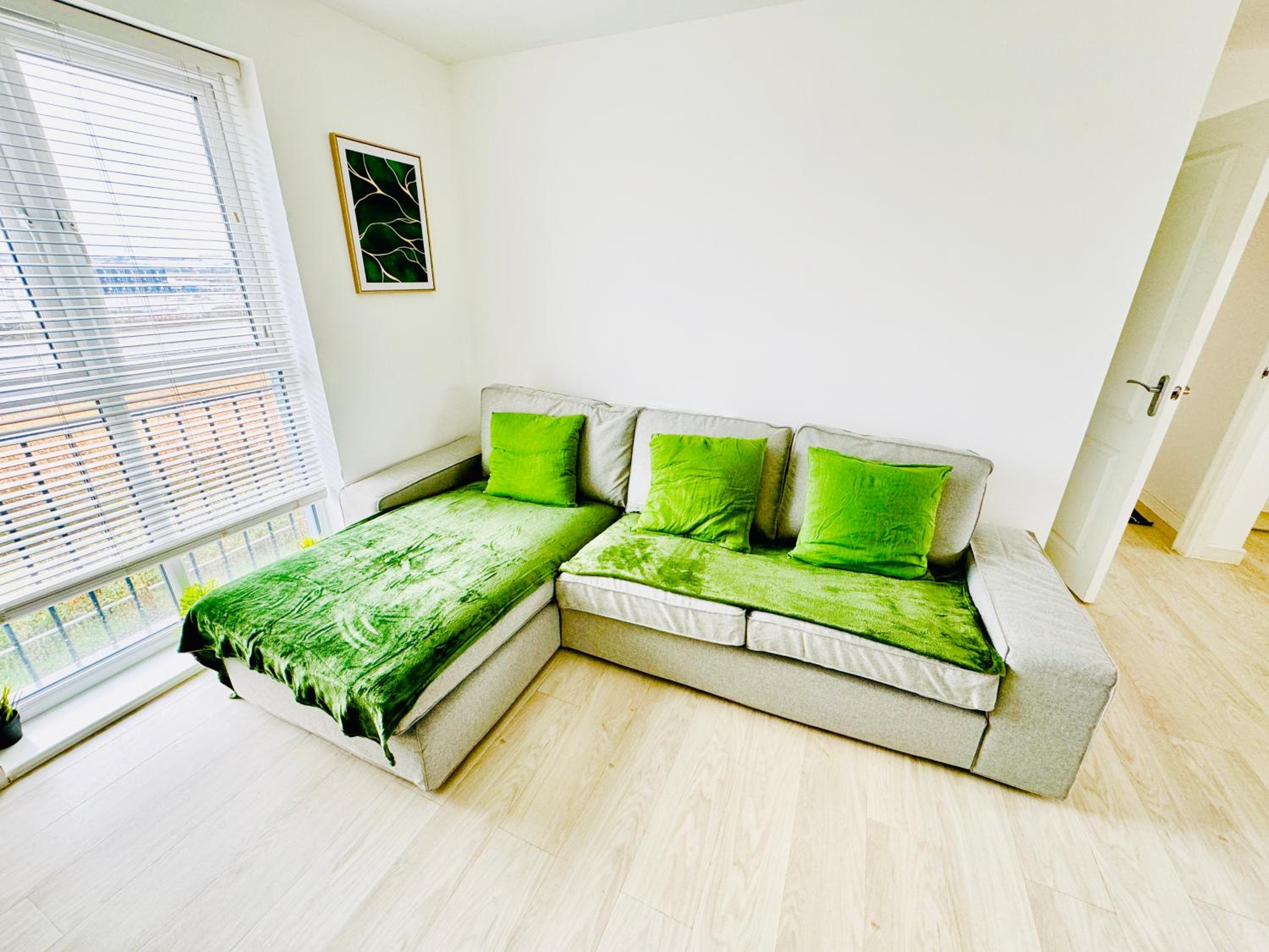 Modern 2-Bedroom Apartment