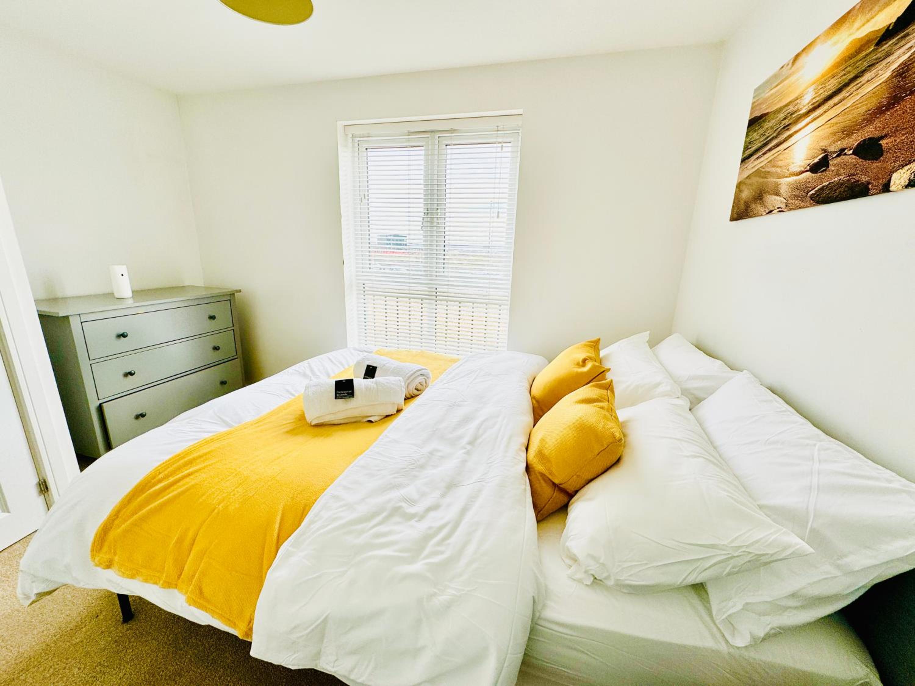 Modern 2-Bedroom Apartment