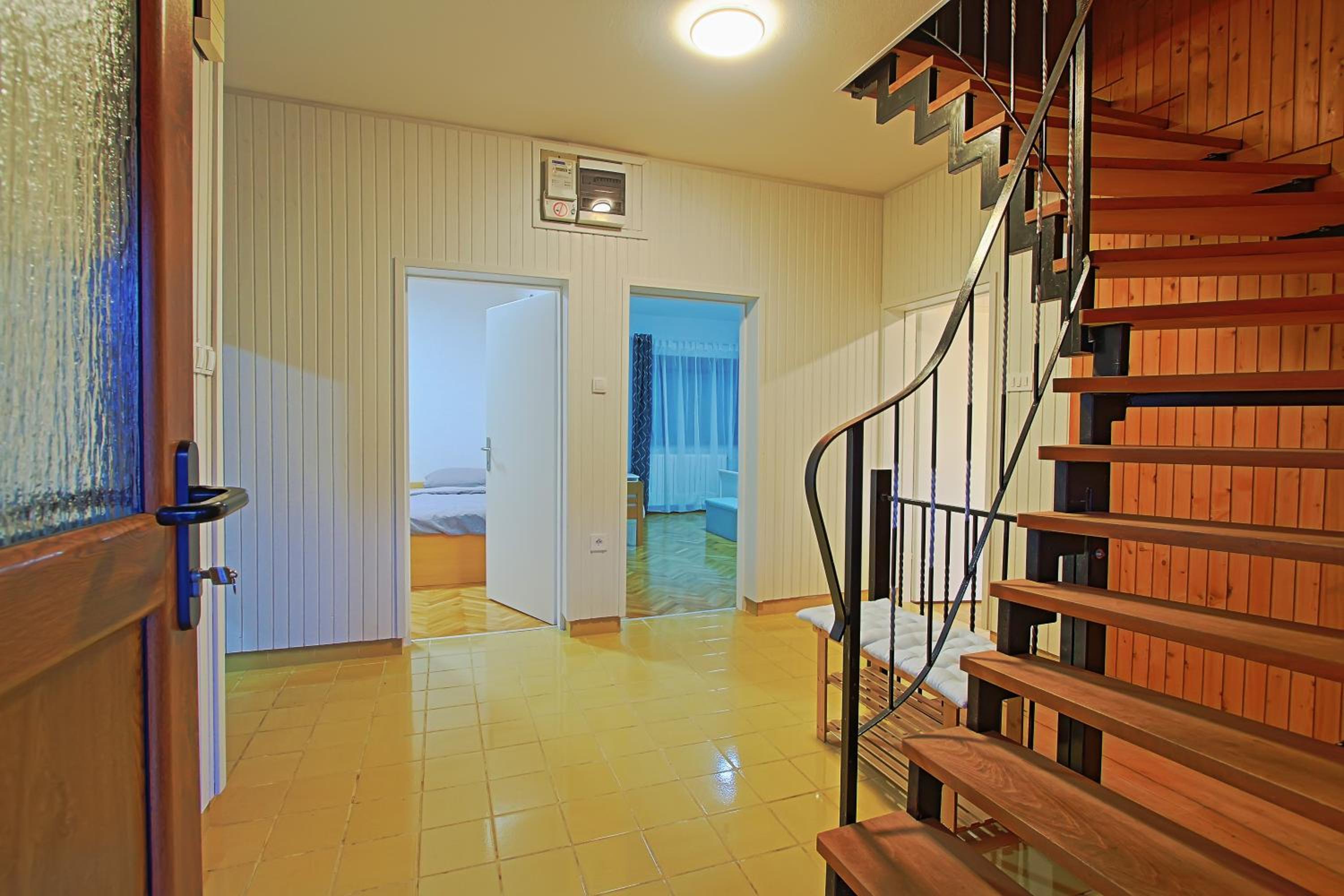 Holiday Home Sinac 2 view 2