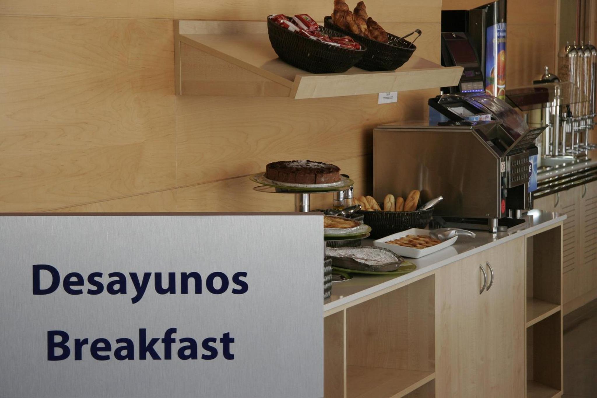 Getafe Vacations - Holiday Inn Express Madrid-Getafe, an IHG Hotel - Property Image 2