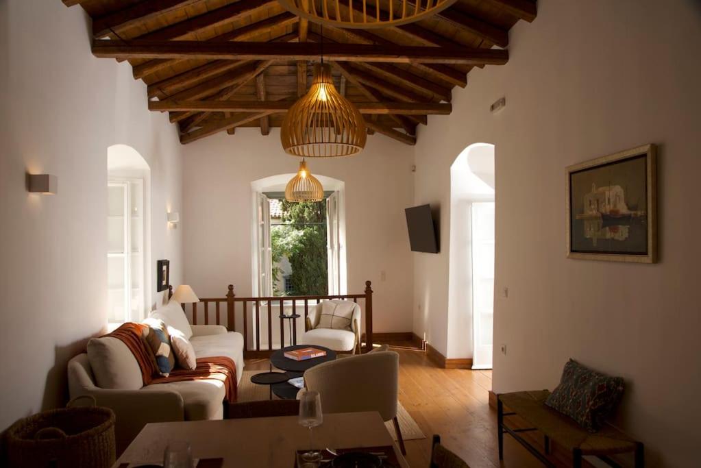 Mansion Veranda