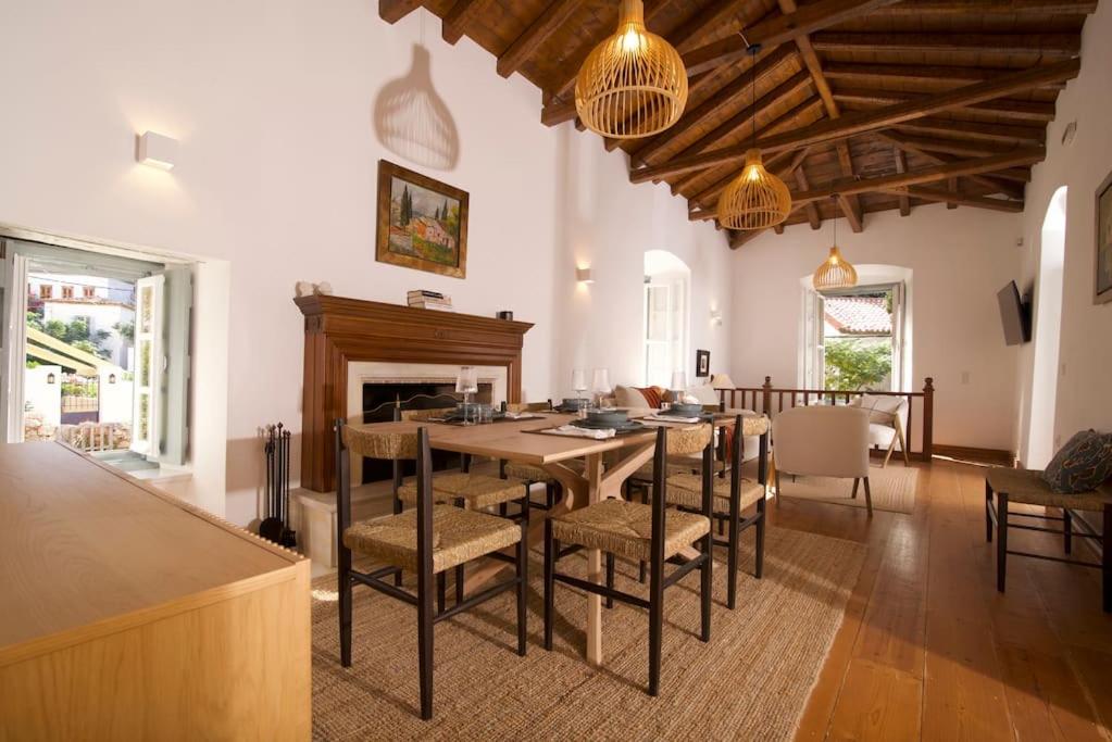 Mansion Veranda