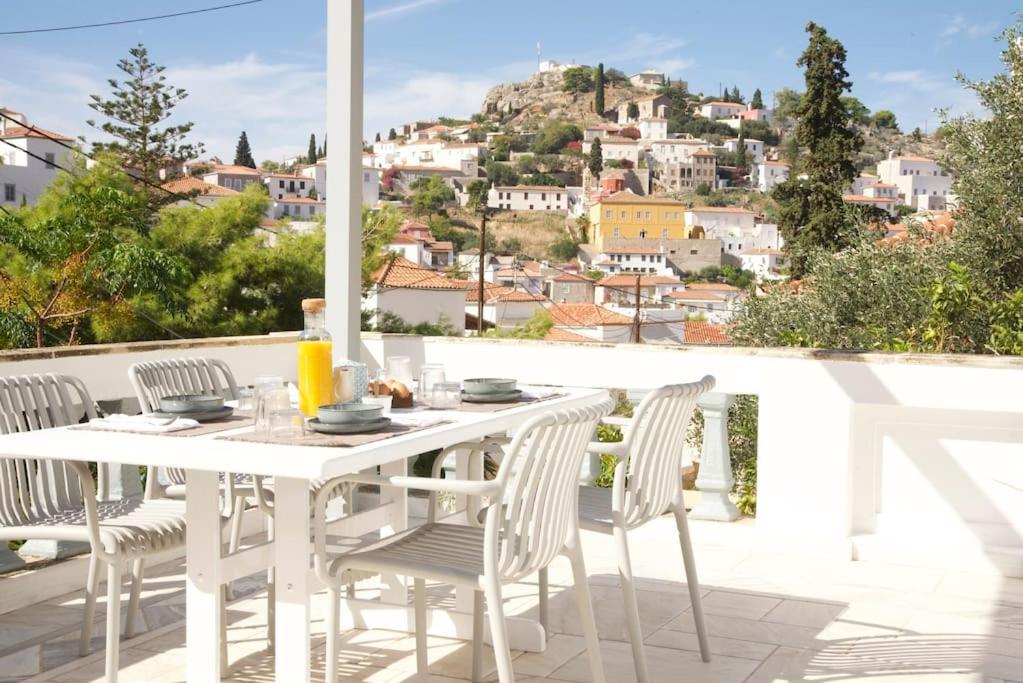 Mansion Veranda