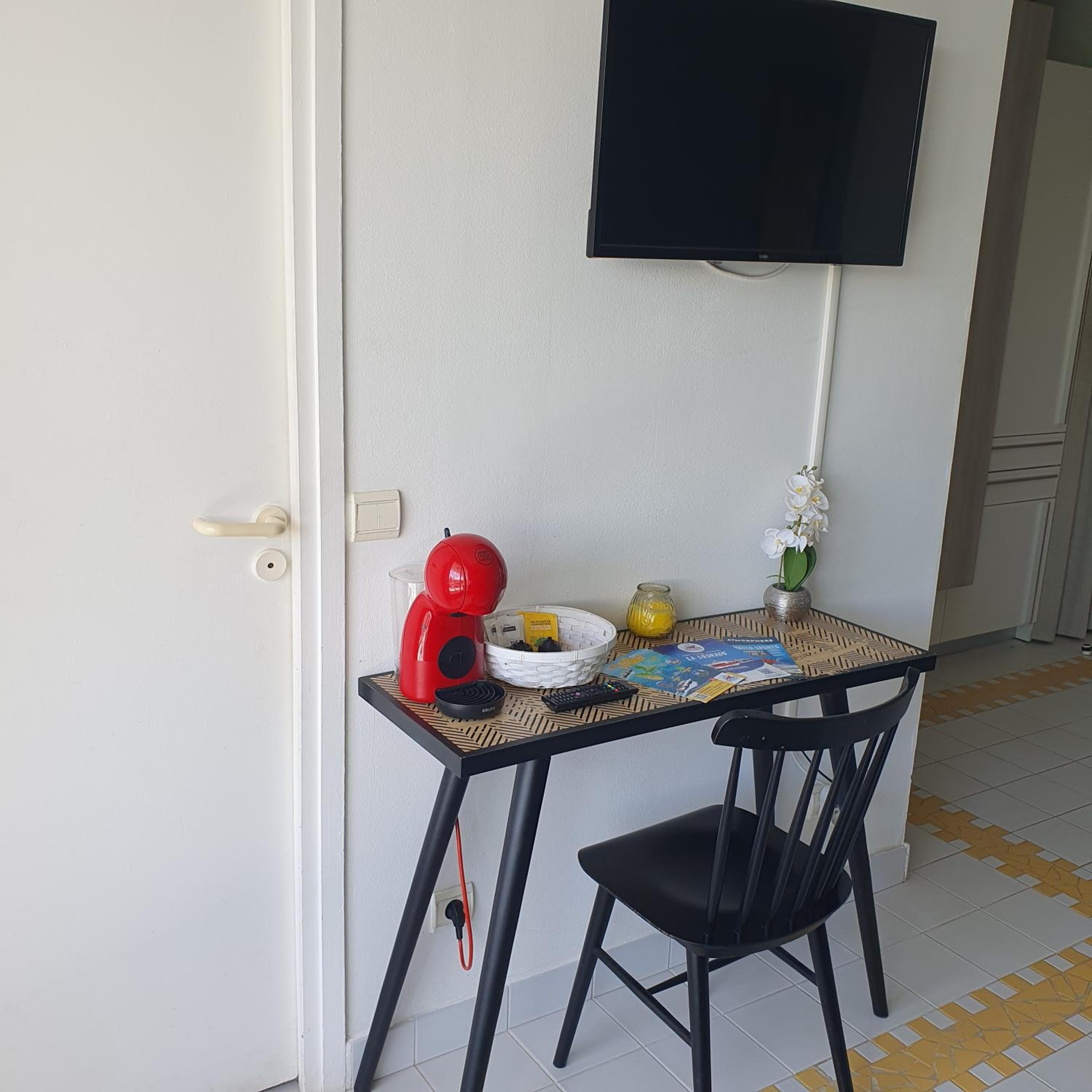 Photo 19