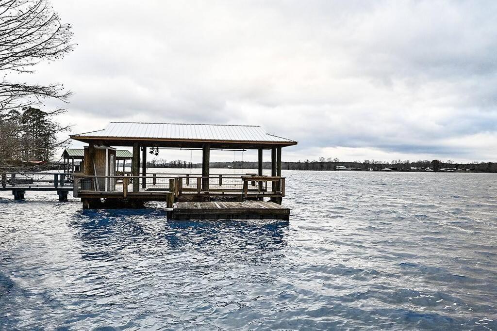 Toledo Queen Lakefront Custom 4 BR Home, Boathouse view 5