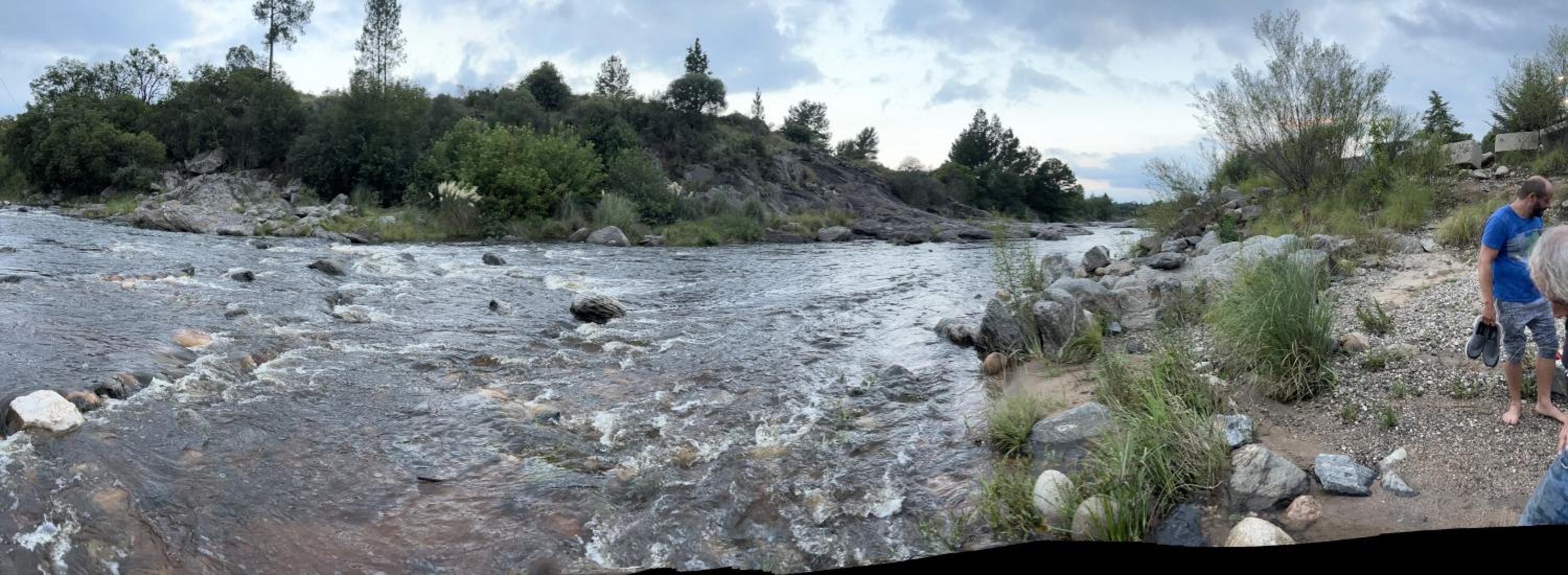 Cabañas pampa y Rio