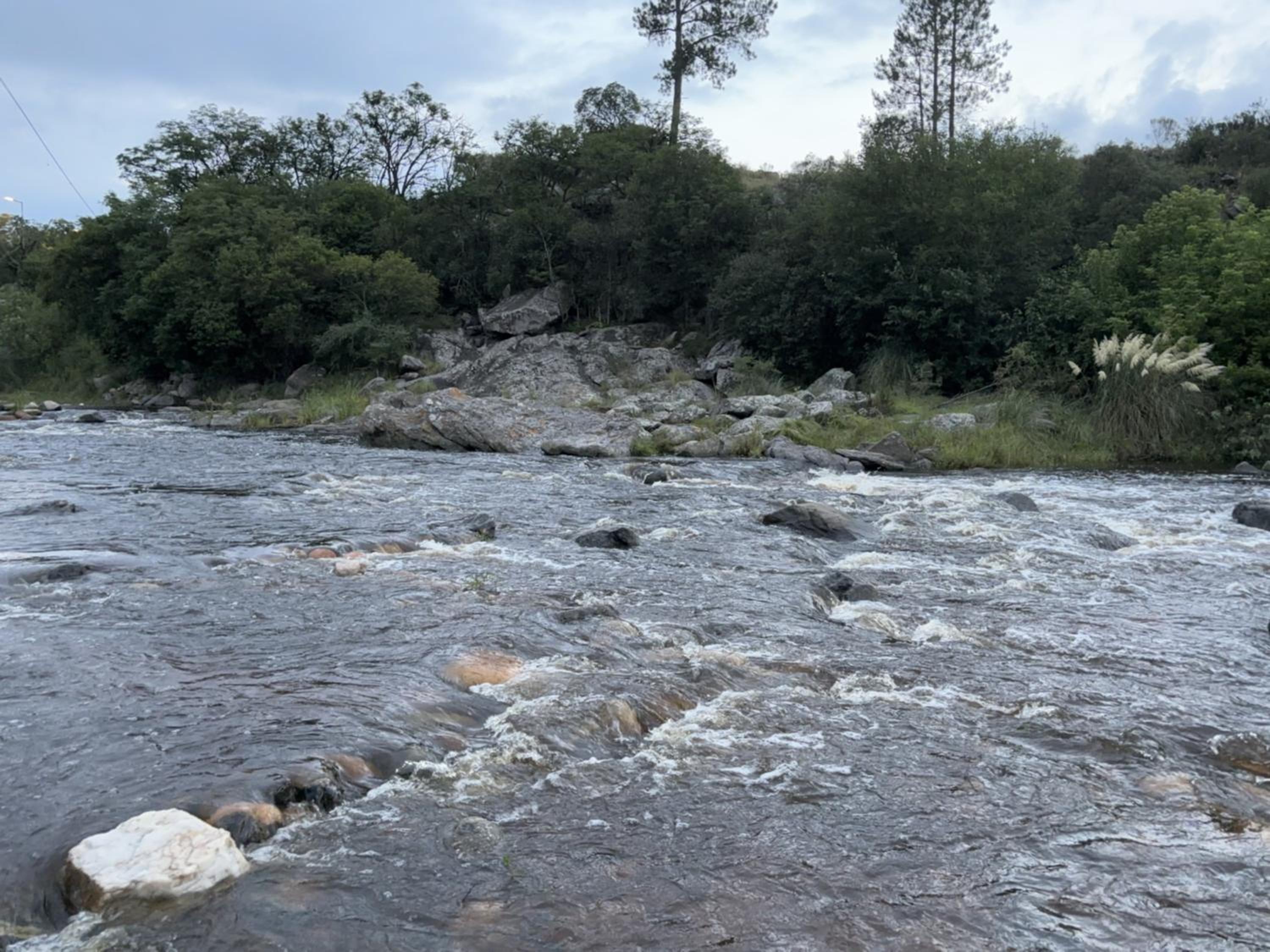 Cabañas pampa y Rio