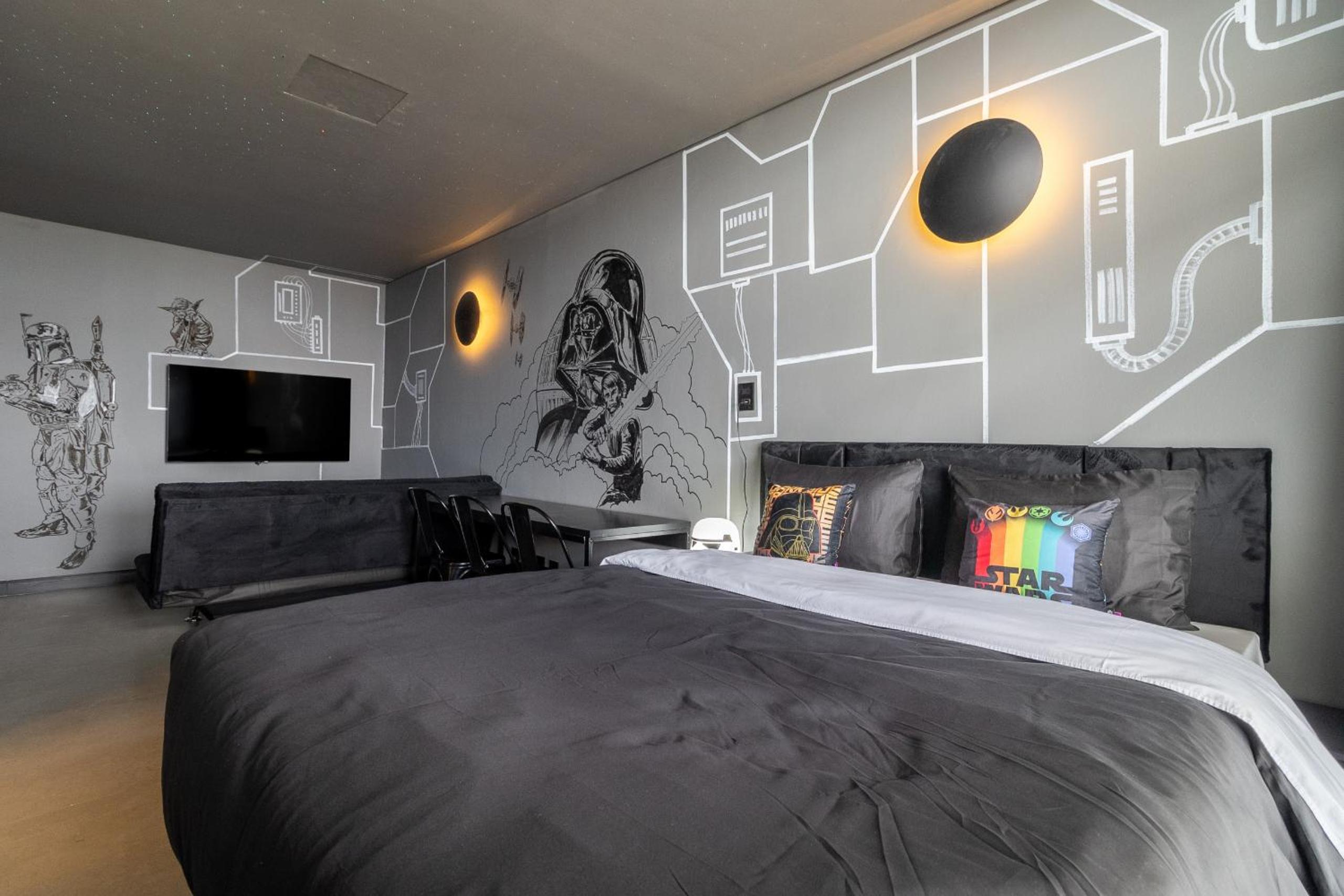 hotel room