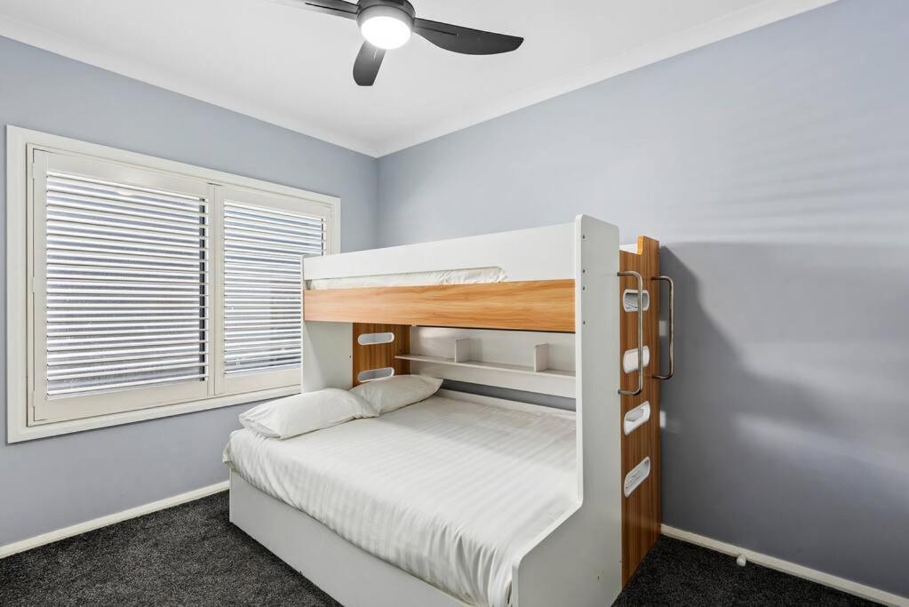 Hood Road Beach House- Hamptons inspired sleeps 9