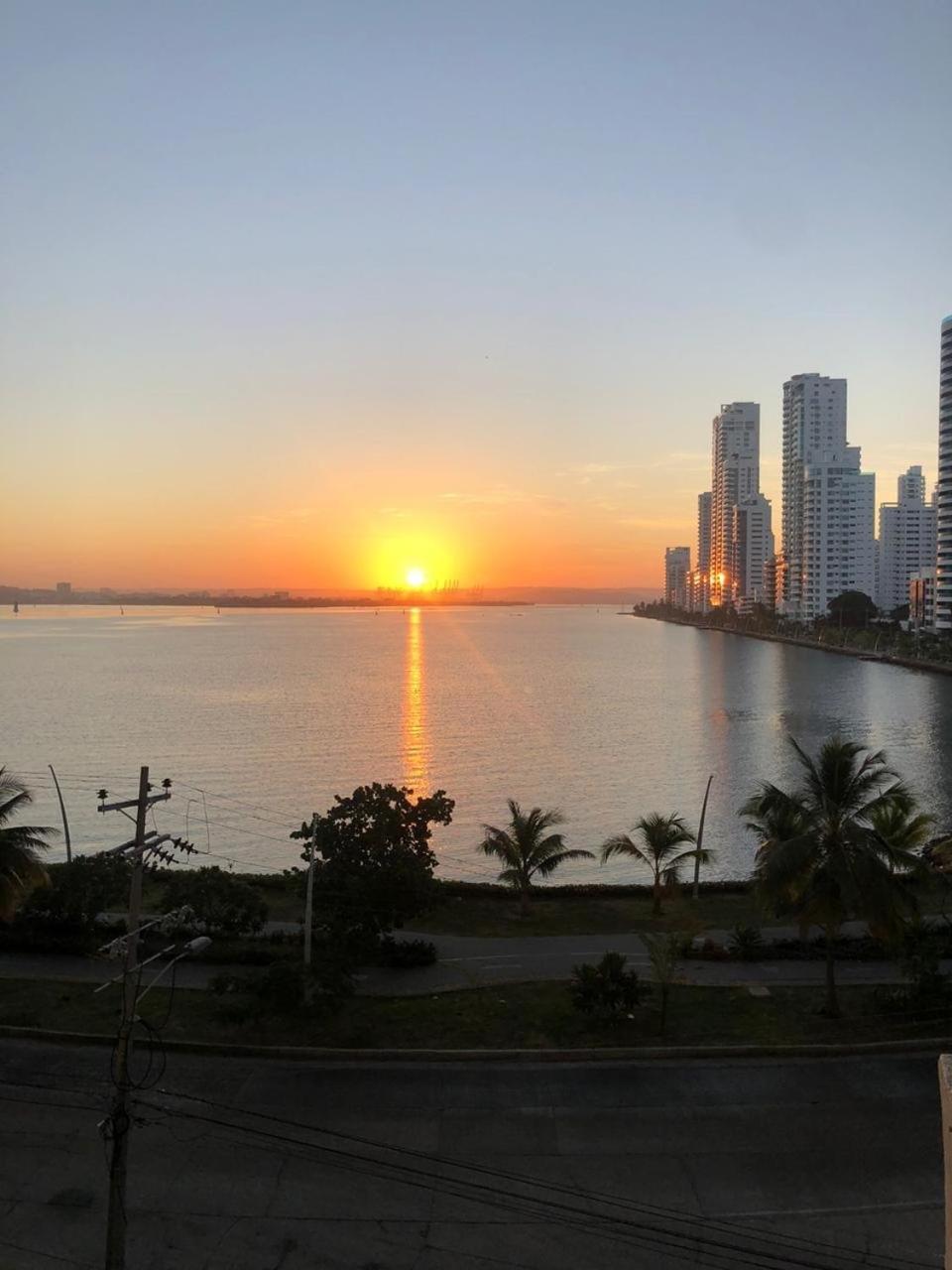 Apartamento hermoso en cartagena el laguito bocagrande con vista al mar