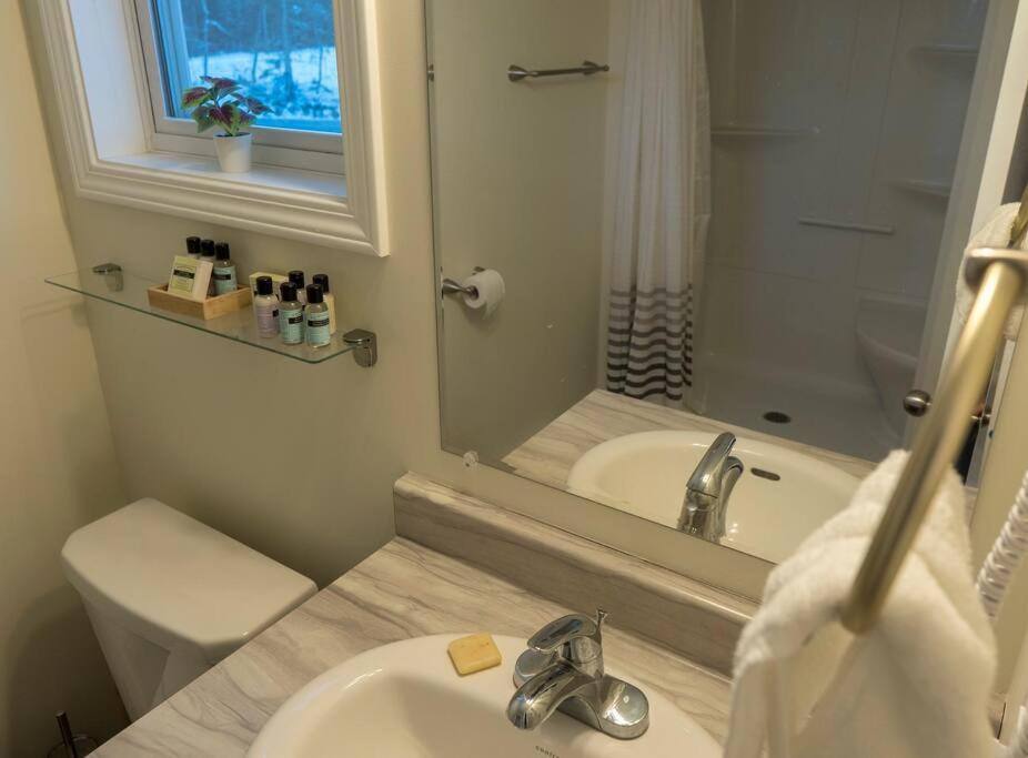 Shirecrest- 2BR 2BA + Minister's Island water view