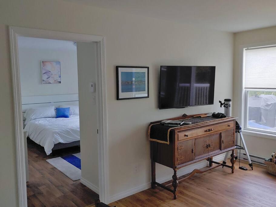 Shirecrest- 2BR 2BA + Minister's Island water view