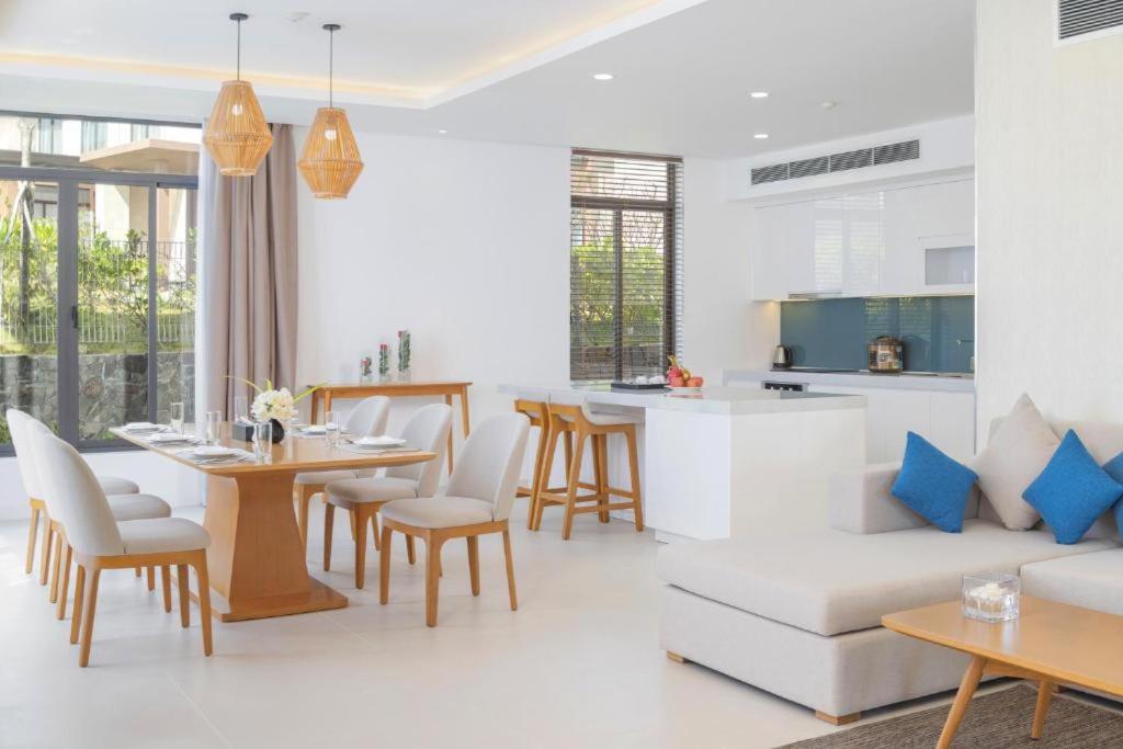 Apartment in Wyndham Garden Cam Ranh view 4