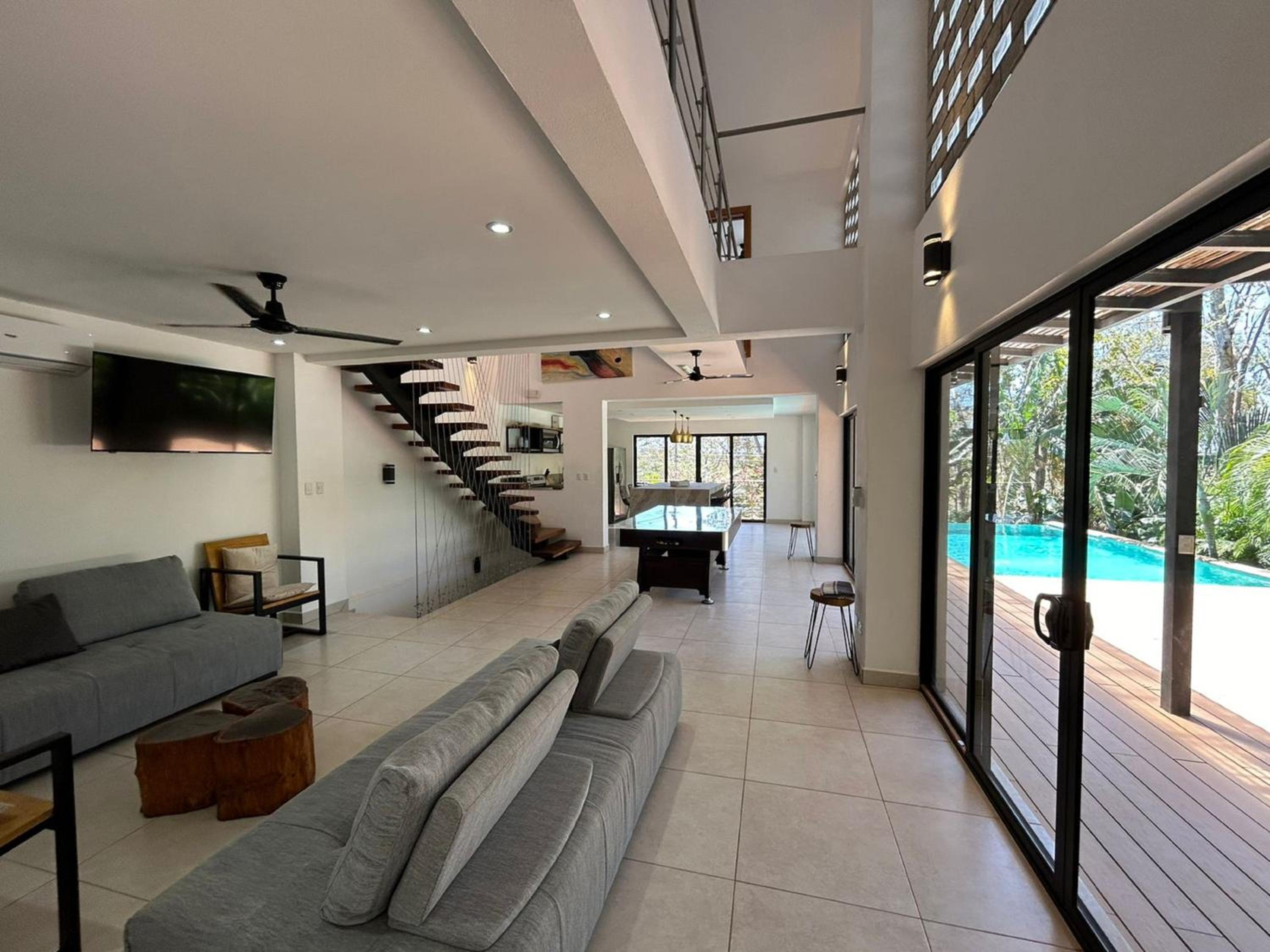 Casa Crucero Verde , 5mn walk to the Tamarindo beach and town