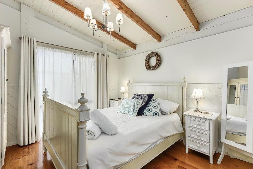 LONGUSTINE - Pet Friendly