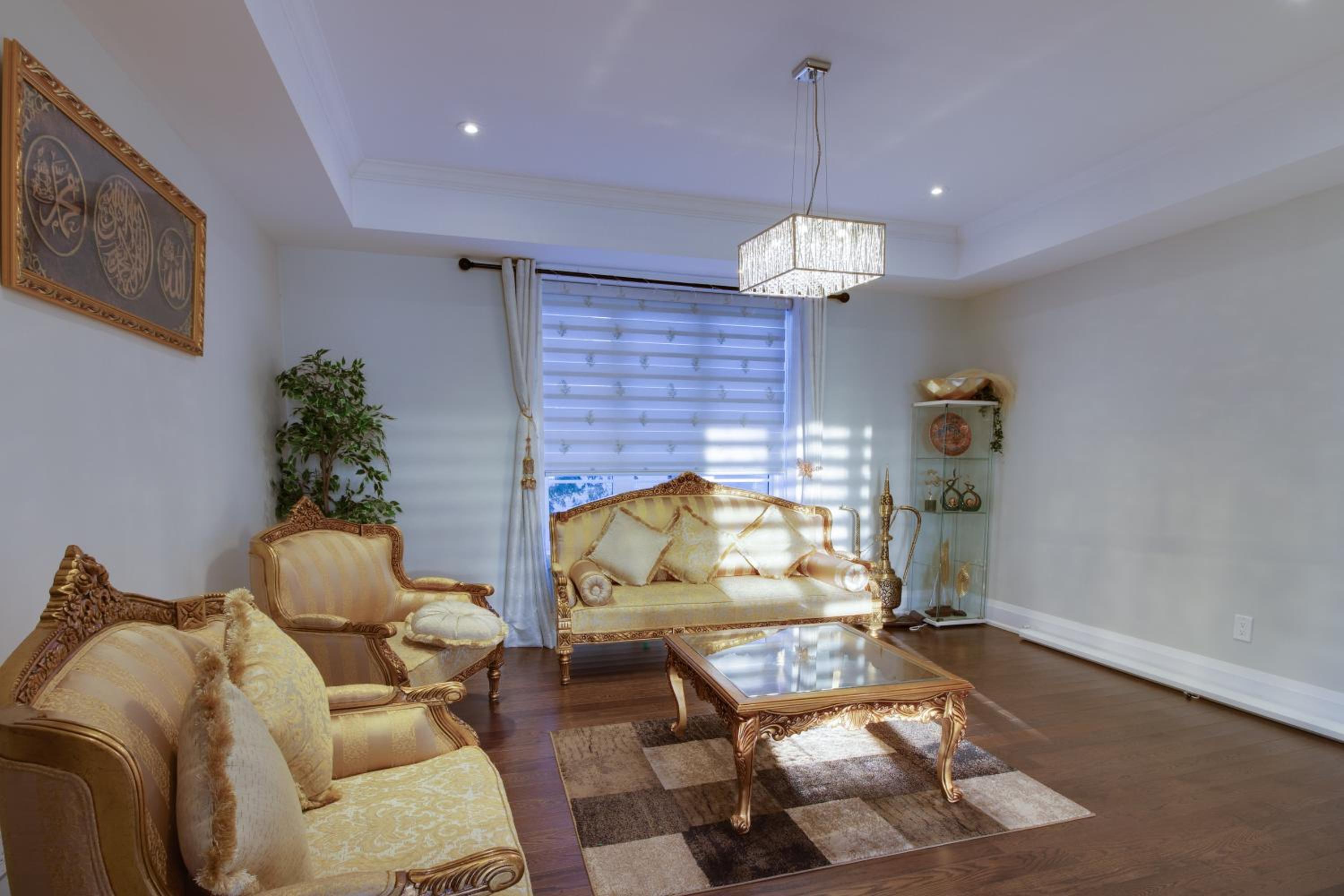 Luxury house In Scarborough