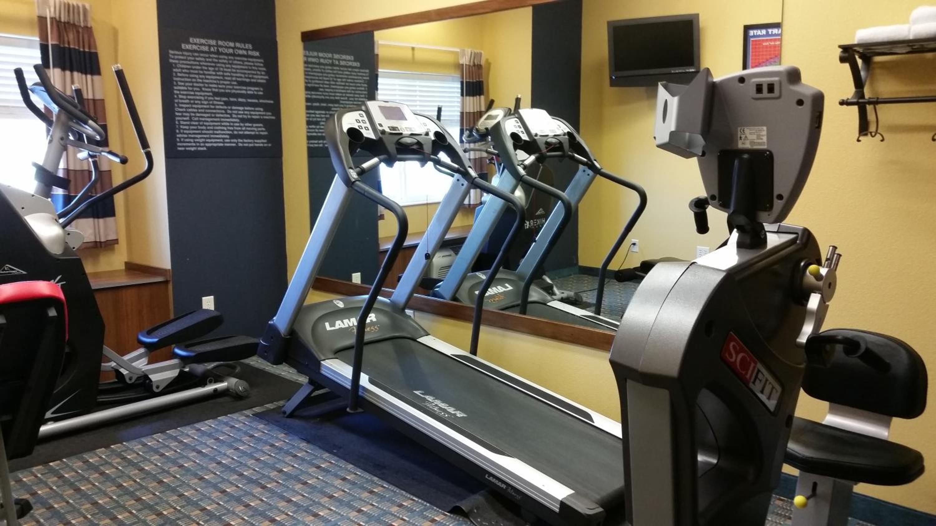 Kearney Vacations - Microtel Inn  Suites - Kearney - Property Image 2