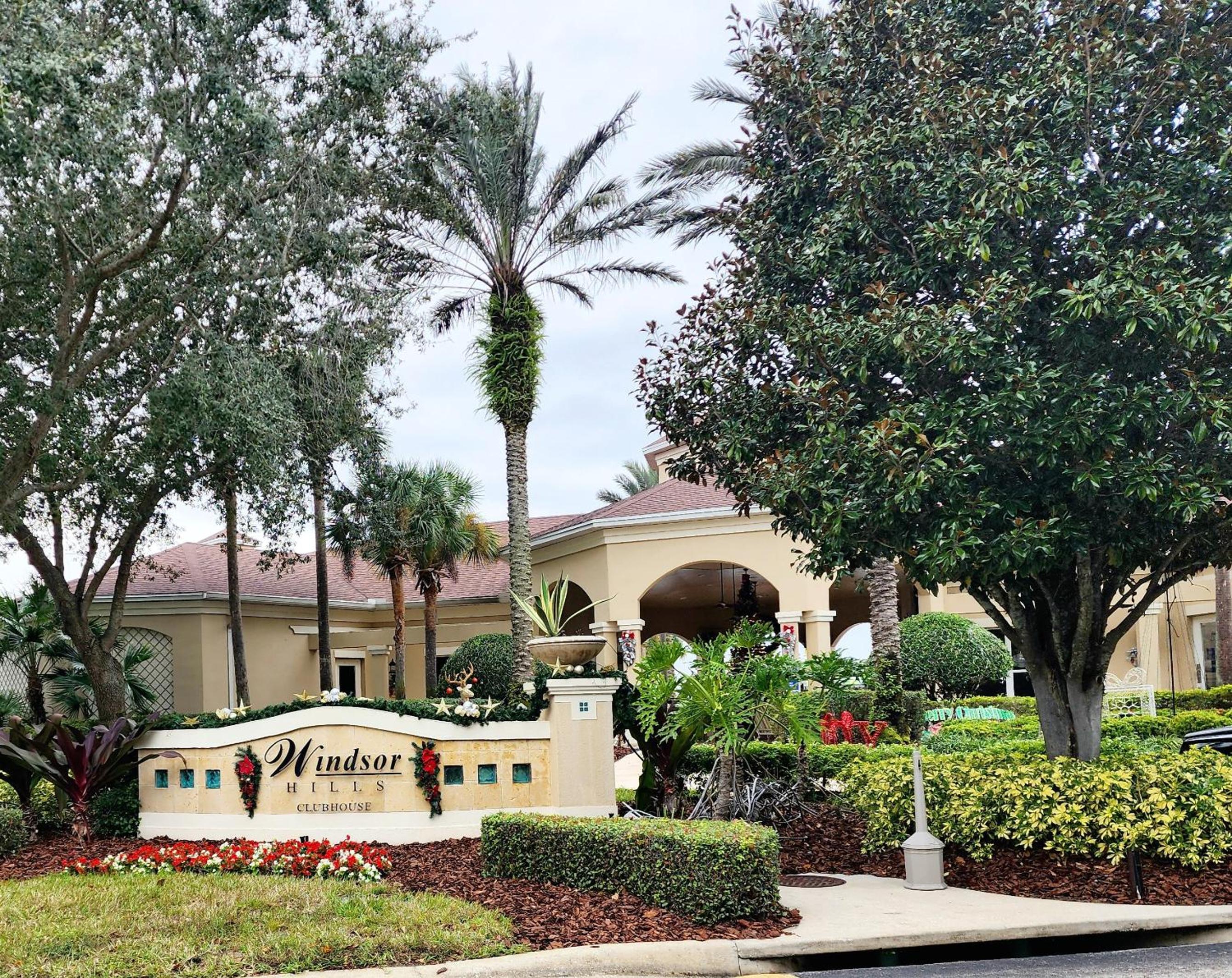 Close to all the Disney magic! Beautiful oasis home