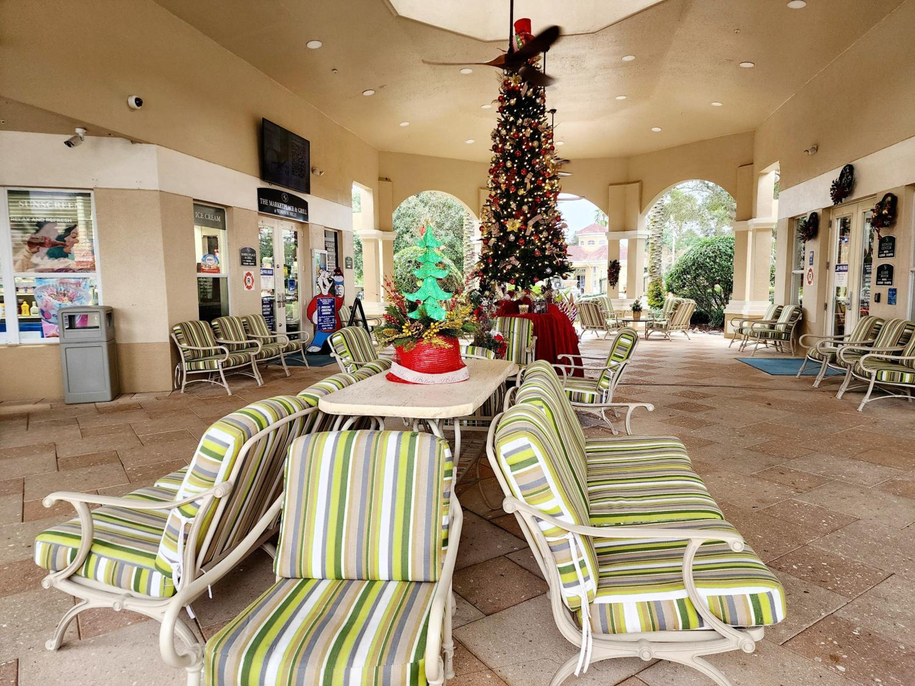 Close to all the Disney magic! Beautiful oasis home
