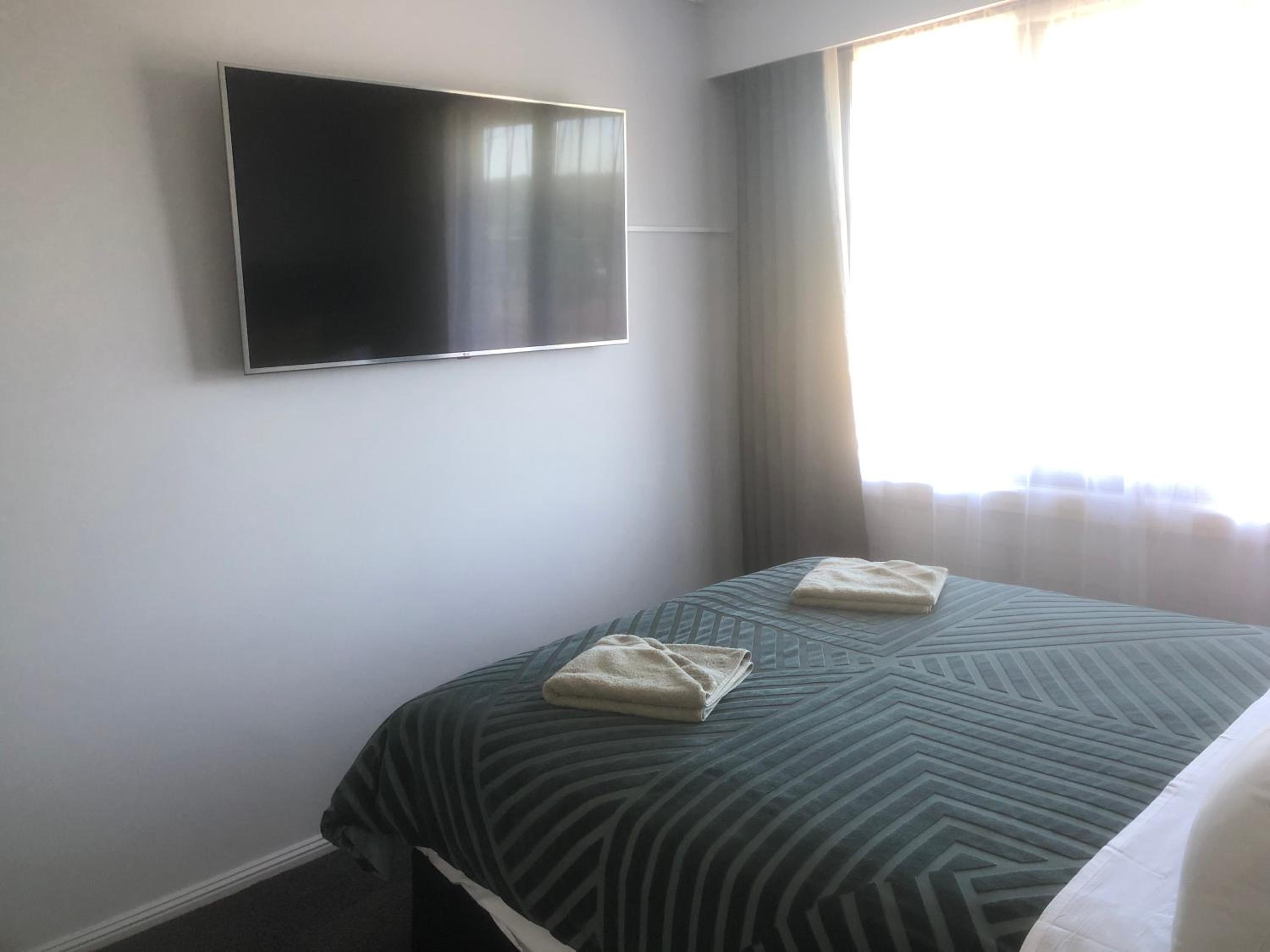 White Manor Motel
