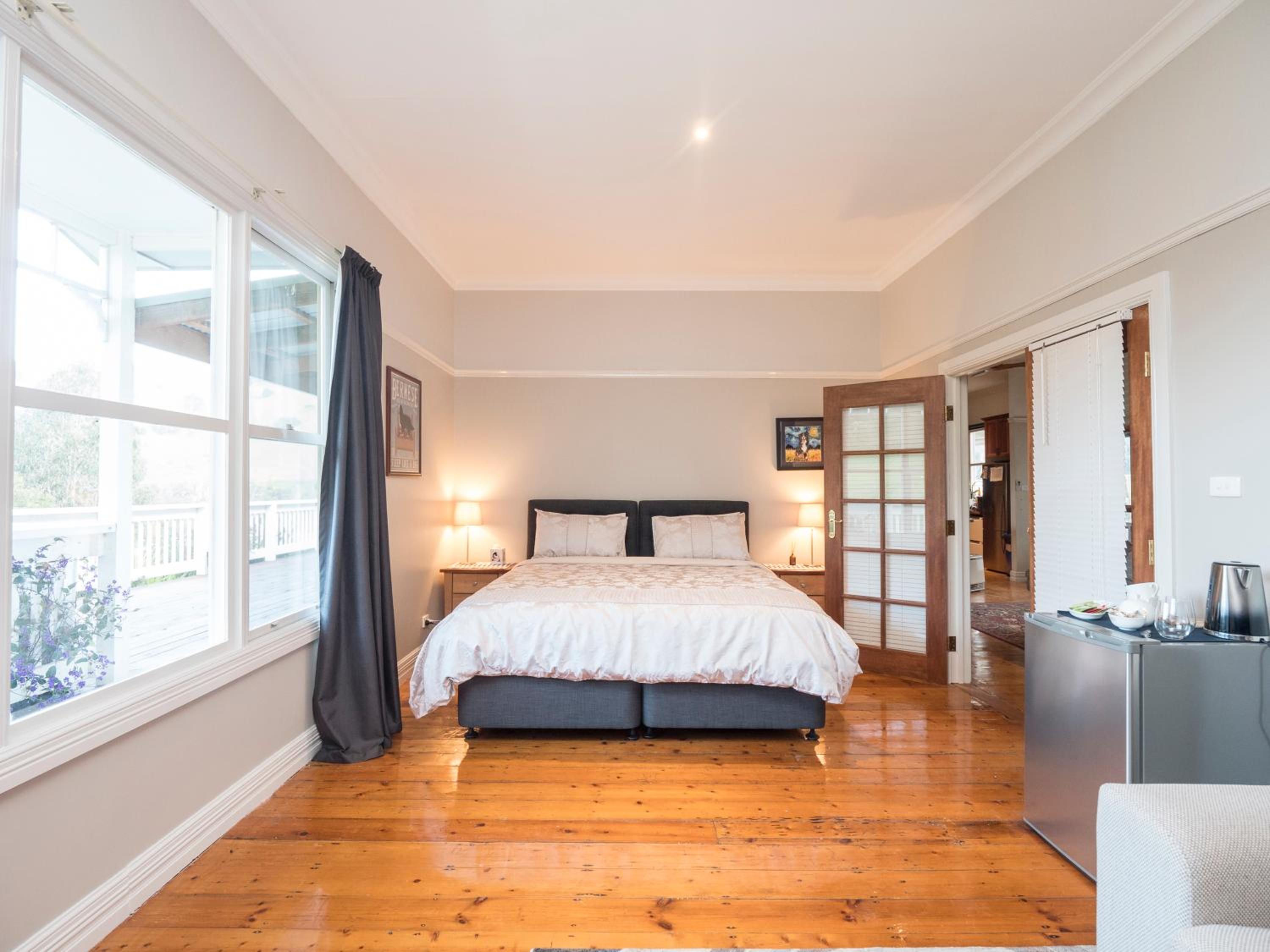 Hillview & Stringybark, Halls on Falls Homestead