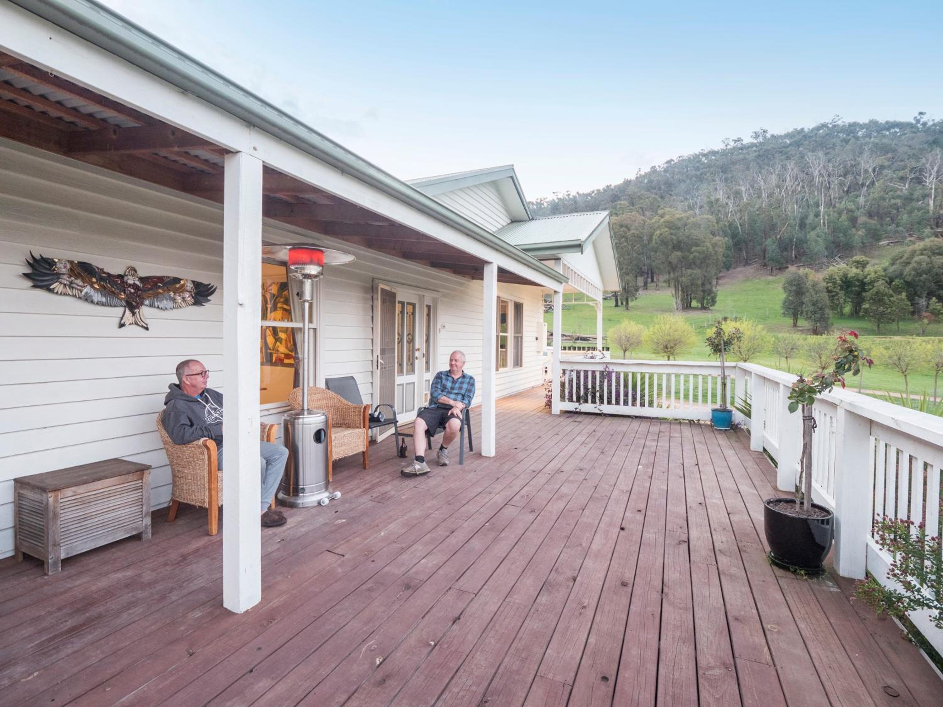 Hillview & Stringybark, Halls on Falls Homestead