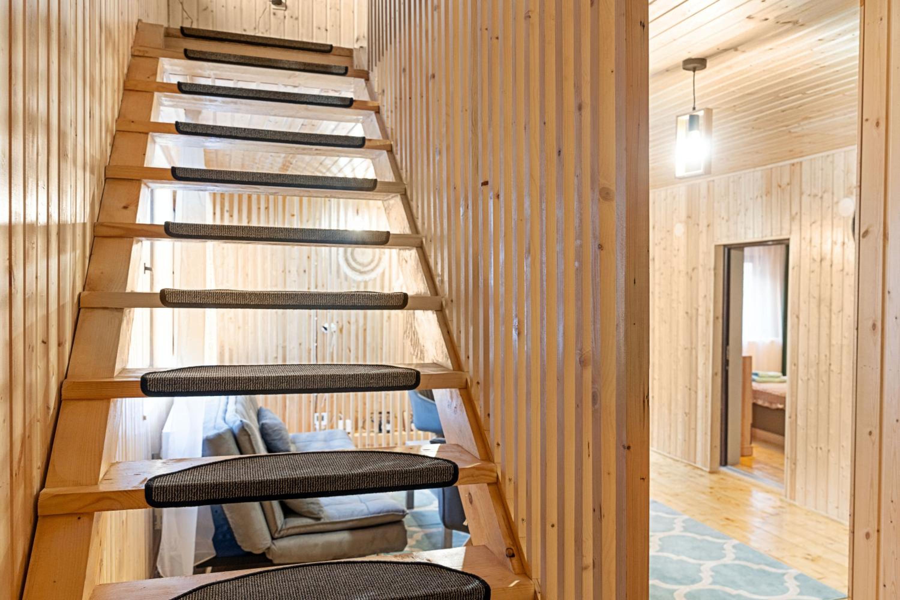Montain Wild Chalet with Wooden Hot Tub