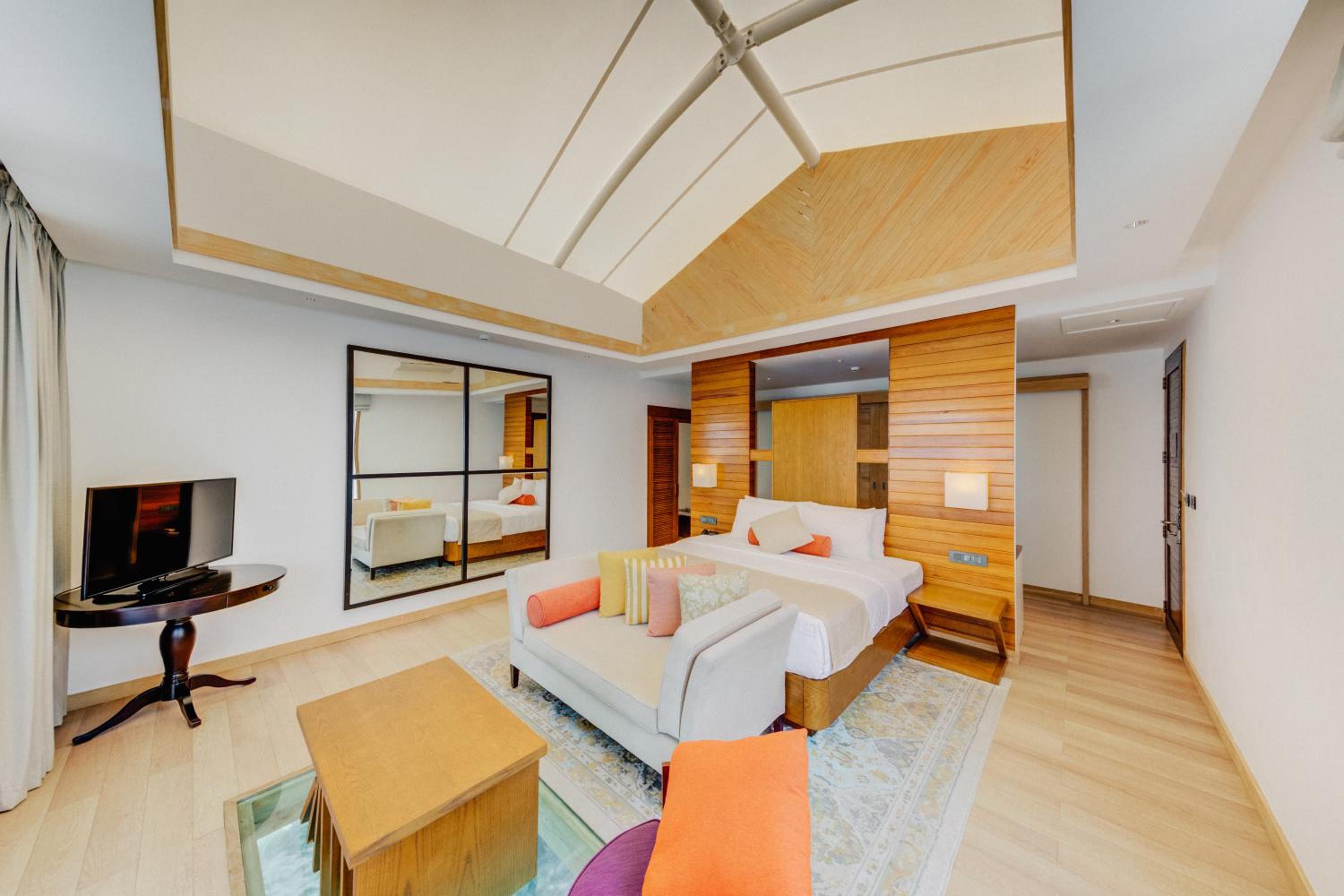 Cinnamon Hakuraa Huraa Maldives - Adults-Only photo 2