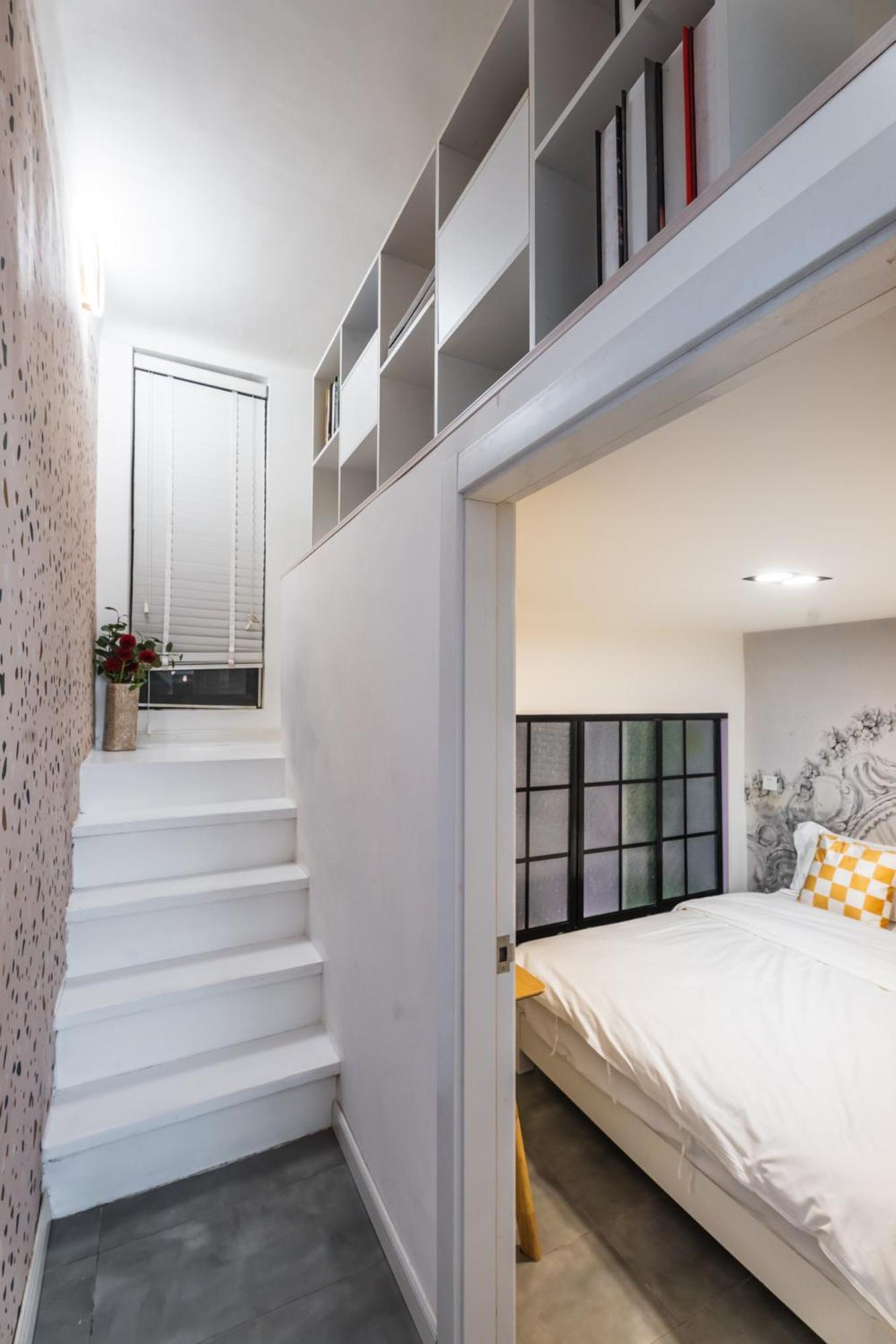 Shanghai Hills& Art Suite 15 - Near Line 1 & 7 Changshu Road Metro
