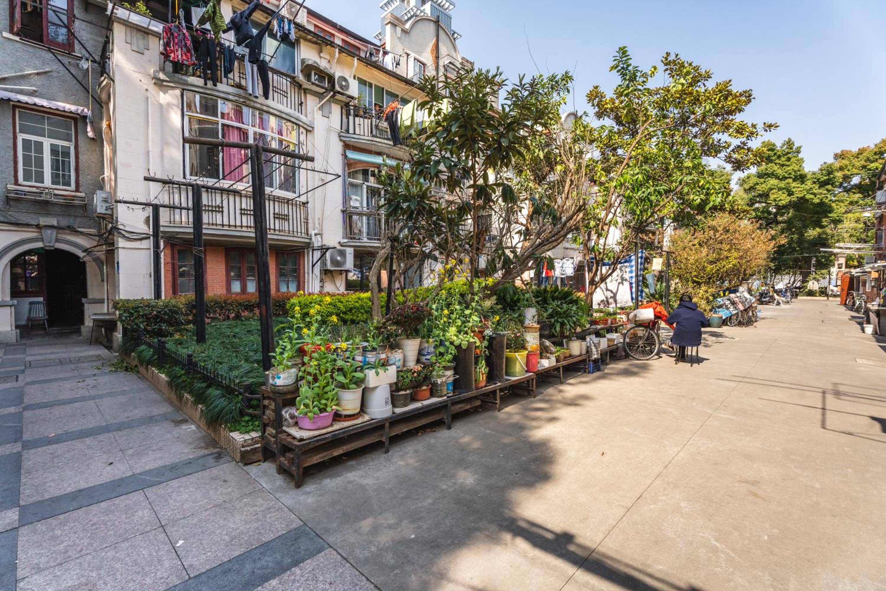 Mu En Apartment Vintage 2BR Suite - 1km to Shanghai Expo & Metro Line 7 and Line 8