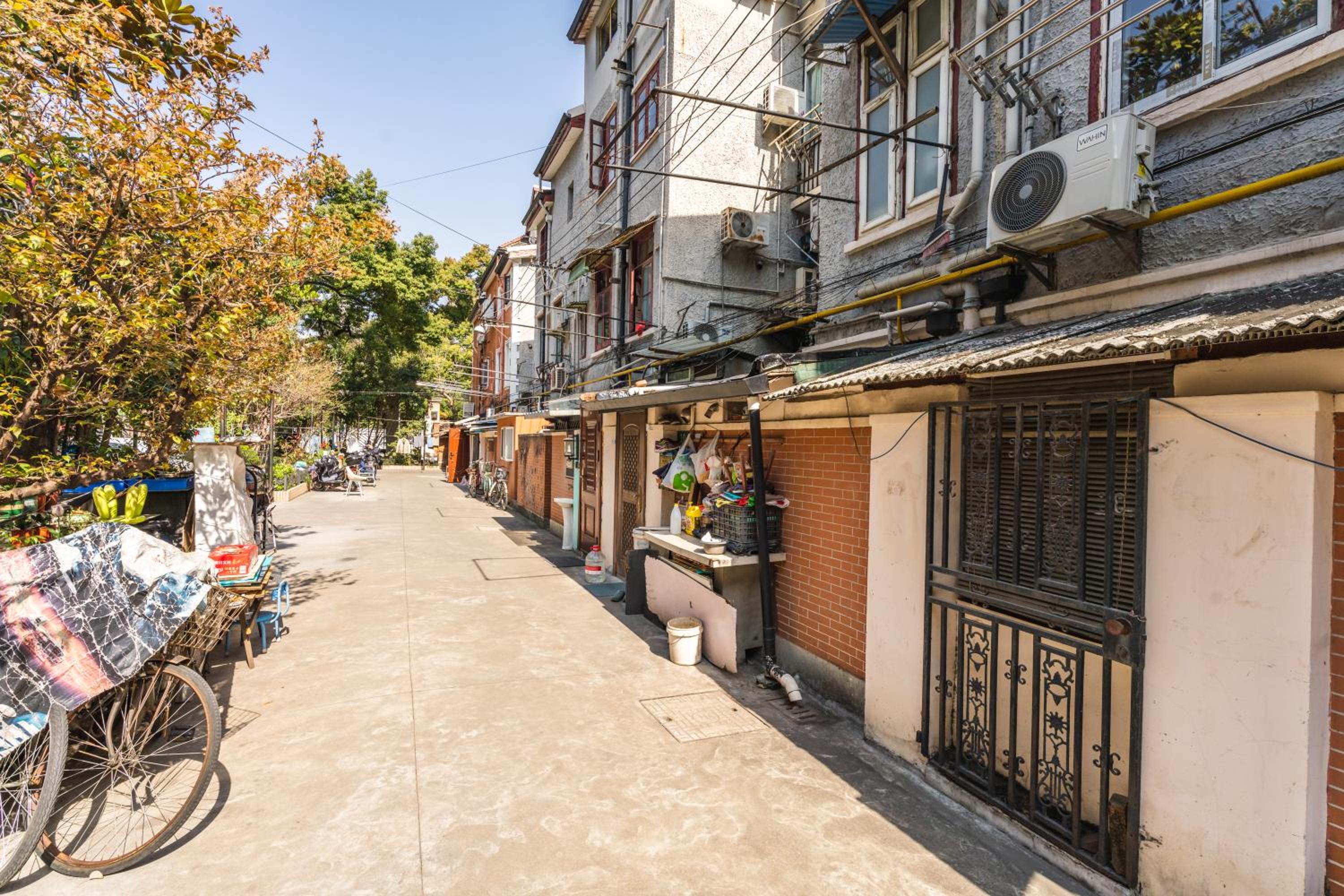 Mu En Apartment Vintage 2BR Suite - 1km to Shanghai Expo & Metro Line 7 and Line 8